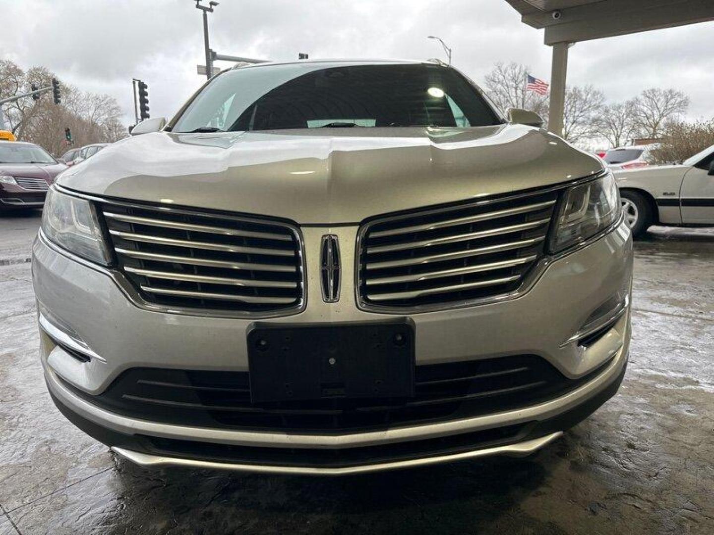 2017 Luxe Silver Metallic Lincoln MKC Select (5LMCJ2C9XHU) with an 2.0 engine, Automatic transmission, located at 25355 Eames Street, Channahon, IL, 60410, (815) 467-1807, 41.429108, -88.228432 - Ladies and gentlemen, boys and girls, let me introduce you to the one and only 2017 Lincoln MKC Select! This baby is powered by a 2.0 engine that'll have you zooming down the streets like a superhero on a mission. *NEW TIRES AND NEW BRAKES* Now, let's talk about the factory default features. This b - Photo#9