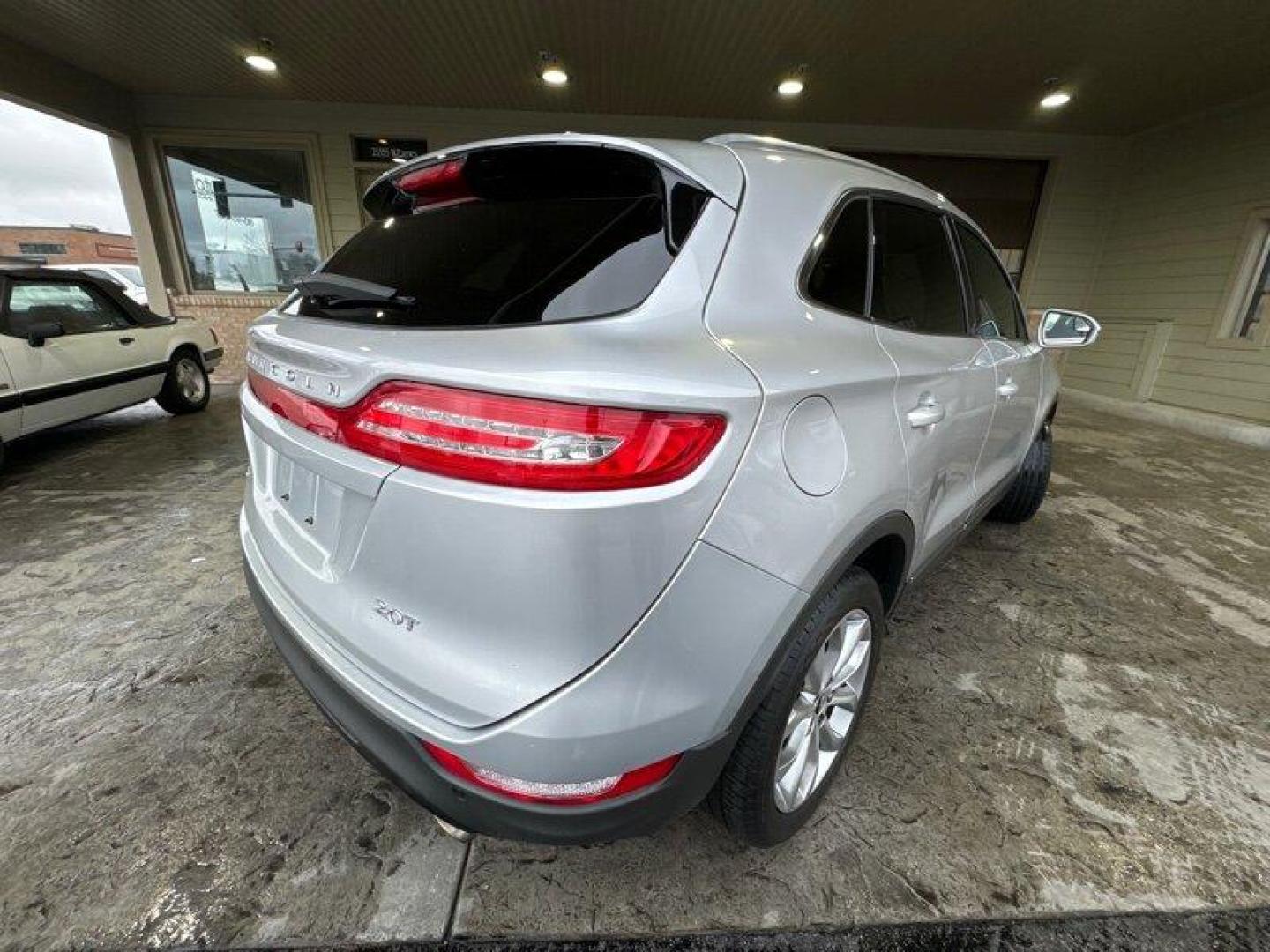 2017 Luxe Silver Metallic Lincoln MKC Select (5LMCJ2C9XHU) with an 2.0 engine, Automatic transmission, located at 25355 Eames Street, Channahon, IL, 60410, (815) 467-1807, 41.429108, -88.228432 - Ladies and gentlemen, boys and girls, let me introduce you to the one and only 2017 Lincoln MKC Select! This baby is powered by a 2.0 engine that'll have you zooming down the streets like a superhero on a mission. *NEW TIRES AND NEW BRAKES* Now, let's talk about the factory default features. This b - Photo#3