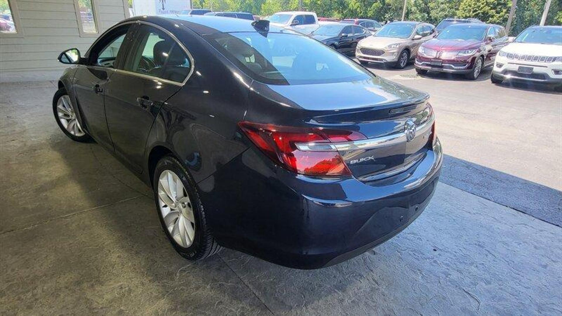 2016 Dark Sapphire Blue Metallic Buick Regal 1SV (2G4G25EK1G9) with an Ecotec 2.4L Flex Fuel I4 182hp 172ft. lbs. engine, Automatic transmission, located at 25355 Eames Street, Channahon, IL, 60410, (815) 467-1807, 41.429108, -88.228432 - Introducing the magnificent 2016 Buick Regal, a true masterpiece of automotive engineering that is sure to leave you breathless. This magnificent sedan is powered by a fierce yet efficient Ecotec 2.4L Flex Fuel I4 engine that boasts an impressive 182 horsepower and 172 foot-pounds of torque, deliver - Photo#5