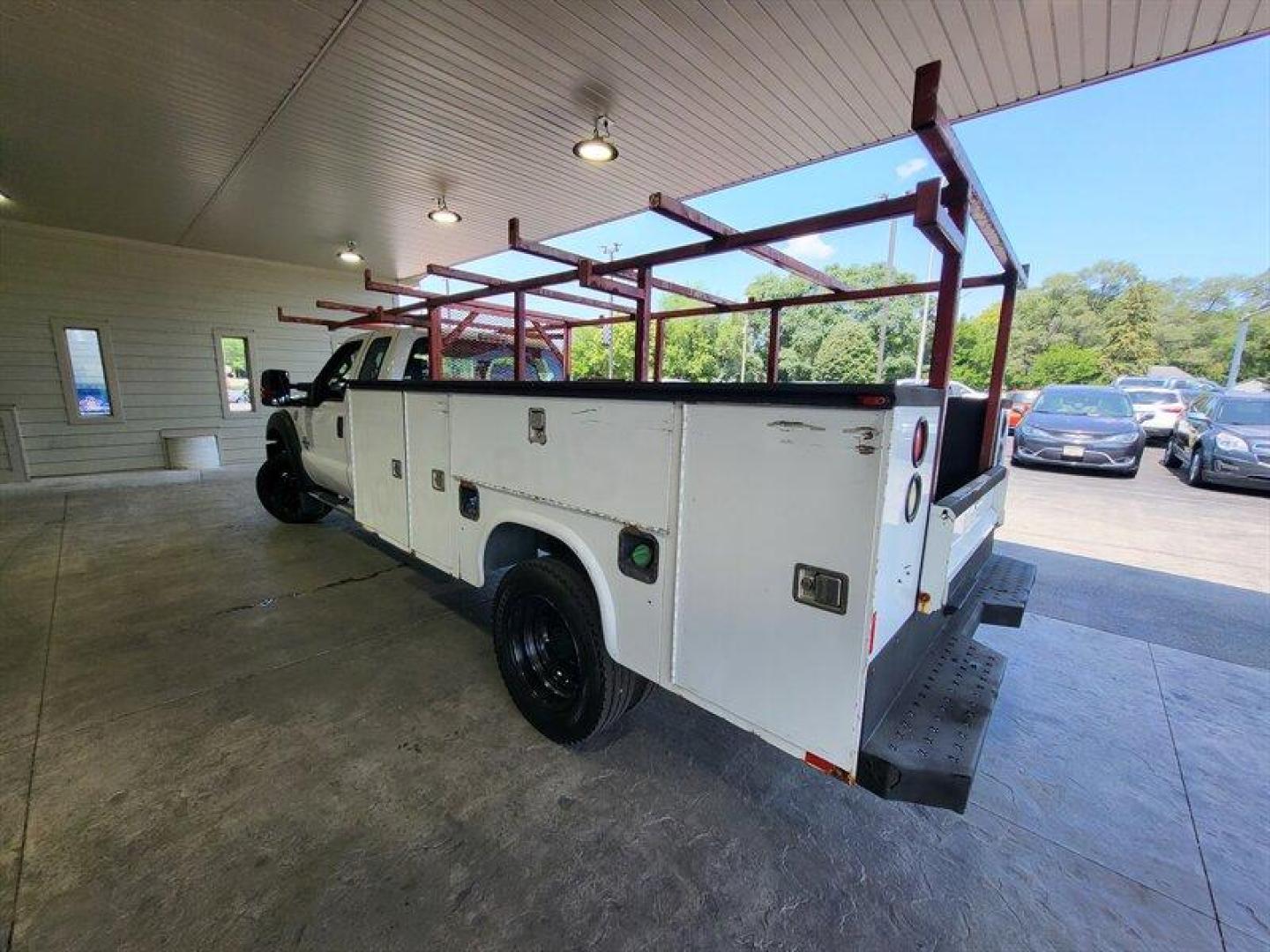 2013 White Ford F-450 XL DRW (1FD9X4GT8DE) with an 6.7 engine, Automatic transmission, located at 25355 Eames Street, Channahon, IL, 60410, (815) 467-1807, 41.429108, -88.228432 - ** PRICED TO MOVE, NEEDS SOME WORK. ** KNAPHEIDE BOX IS 11 FOTT LONG X 54 INCHES WIDE . RUNS AND DRIVES, AC DOESNT WORK, REAR SEAT REMOVED FOR POWER INVERTER, WHEEL BENT, STEERING WHEEL TORN, BOX HAS DAMAGE, HAS TUNER AND BEEN DELETED, RADIO WORKS BUT DISPLAY DOESN'T LIGHT UP. If you're ready for a - Photo#9