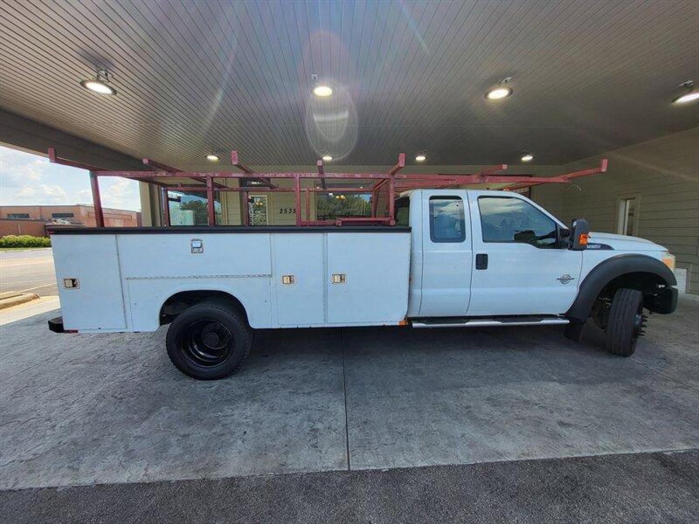 2013 White Ford F-450 XL DRW (1FD9X4GT8DE) with an 6.7 engine, Automatic transmission, located at 25355 Eames Street, Channahon, IL, 60410, (815) 467-1807, 41.429108, -88.228432 - ** PRICED TO MOVE, NEEDS SOME WORK. ** KNAPHEIDE BOX IS 11 FOTT LONG X 54 INCHES WIDE . RUNS AND DRIVES, AC DOESNT WORK, REAR SEAT REMOVED FOR POWER INVERTER, WHEEL BENT, STEERING WHEEL TORN, BOX HAS DAMAGE, HAS TUNER AND BEEN DELETED, RADIO WORKS BUT DISPLAY DOESN'T LIGHT UP. If you're ready for a - Photo#3