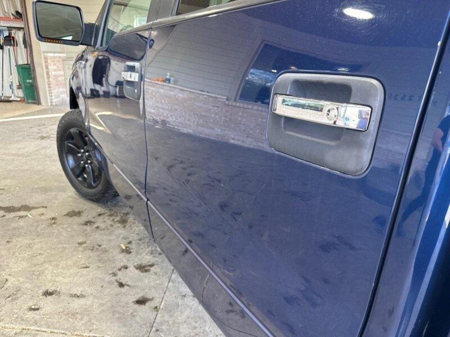 2010 Blue Flame Metallic Ford F-150 XLT (1FTEW1E89AF) with an 4.6L 3V V8 292hp 320ft. lbs. engine, Automatic transmission, located at 25355 Eames Street, Channahon, IL, 60410, (815) 467-1807, 41.429108, -88.228432 - Looking for a reliable and powerful truck that can handle all your heavy-duty tasks? Look no further than the 2010 Ford F-150 XLT! This beast of a truck is powered by a 4.6L 3V V8 engine that delivers an impressive 292 horsepower and 320 foot-pounds of torque, making it one of the most capable truck - Photo#8