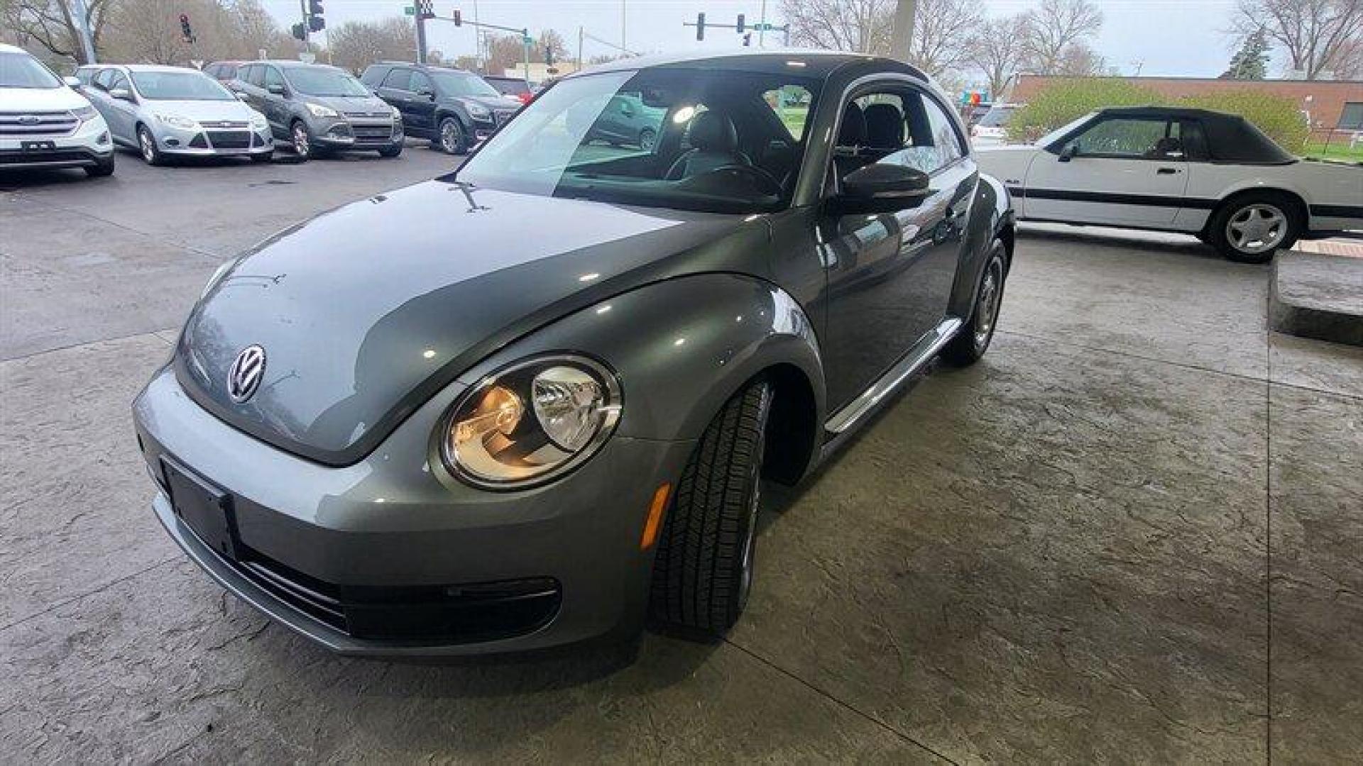 2012 Platinum Gray Metallic Volkswagen Beetle-Classic 2.5L (3VWJP7AT3CM) with an 2.5L I5 170hp 177ft. lbs. PZEV engine, Automatic transmission, located at 25355 Eames Street, Channahon, IL, 60410, (815) 467-1807, 41.429108, -88.228432 - Looking for a fun and stylish ride that's also fuel-efficient? Look no further than the 2012 Volkswagen Beetle-Classic 2.5L PZEV! With just under 96,000 miles on the odometer and an average of less than 8,000 miles driven per year, this car has plenty of life left in it. And with a fuel economy rati - Photo#12