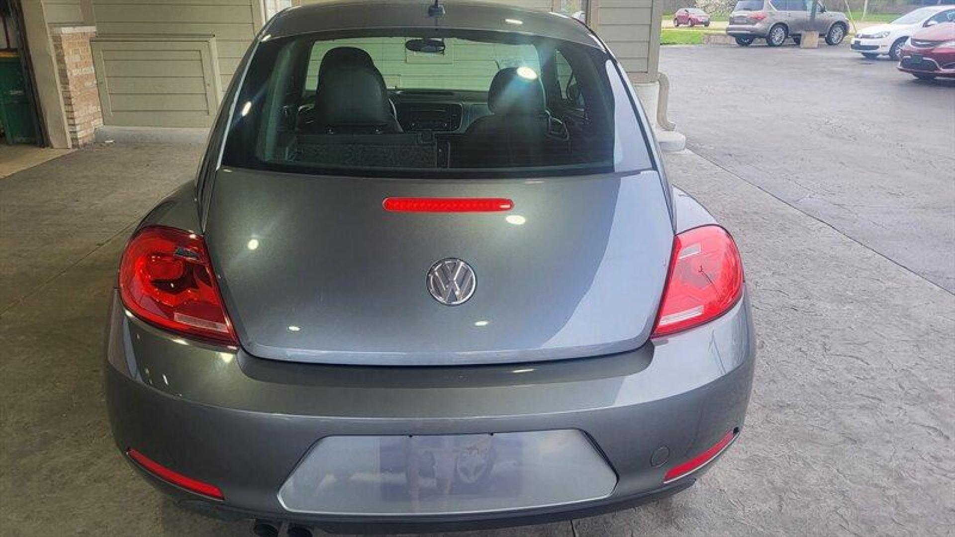 2012 Platinum Gray Metallic Volkswagen Beetle-Classic 2.5L (3VWJP7AT3CM) with an 2.5L I5 170hp 177ft. lbs. PZEV engine, Automatic transmission, located at 25355 Eames Street, Channahon, IL, 60410, (815) 467-1807, 41.429108, -88.228432 - Looking for a fun and stylish ride that's also fuel-efficient? Look no further than the 2012 Volkswagen Beetle-Classic 2.5L PZEV! With just under 96,000 miles on the odometer and an average of less than 8,000 miles driven per year, this car has plenty of life left in it. And with a fuel economy rati - Photo#7