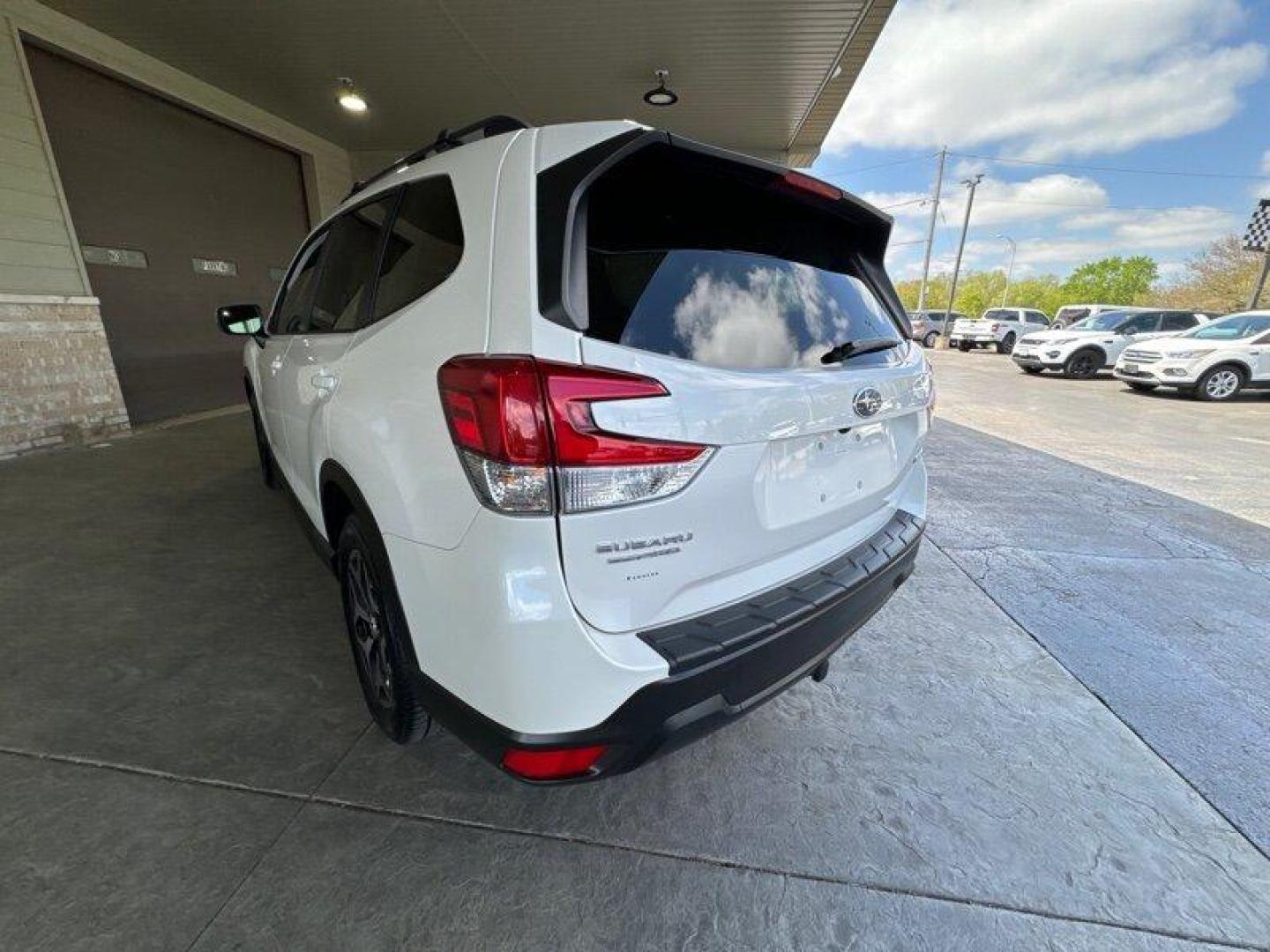 2020 Crystal White Pearl Subaru Forester Premium (JF2SKAJC9LH) with an 2.5L H4 182hp 178ft. lbs. engine, Automatic transmission, located at 25355 Eames Street, Channahon, IL, 60410, (815) 467-1807, 41.429108, -88.228432 - Looking for a reliable and stylish SUV that can handle any terrain? Look no further than the 2020 Subaru Forester Premium! This powerful vehicle is powered by a 2.5L H4 engine that packs 182 horsepower and 178ft. lbs. of torque, making it perfect for both off-road adventures and city driving. One o - Photo#5