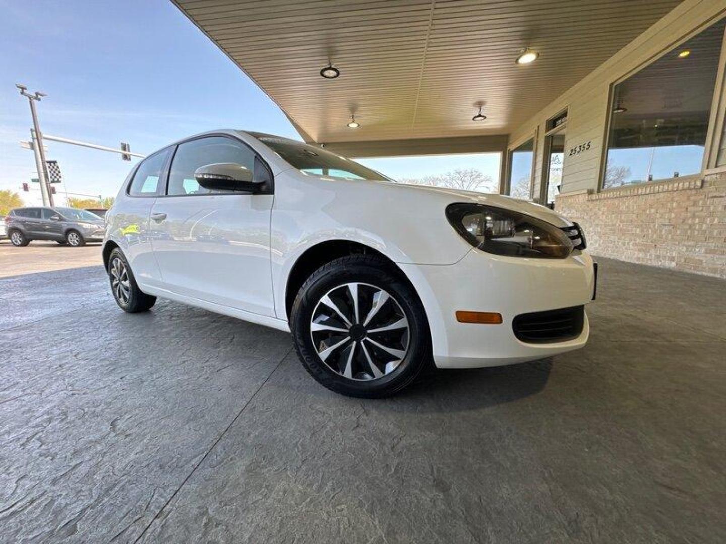 2011 Candy White Volkswagen Golf 2.5L (WVWBA7AJ8BW) with an 2.5L I5 170hp 177ft. lbs. engine, TipTronic transmission, located at 25355 Eames Street, Channahon, IL, 60410, (815) 467-1807, 41.429108, -88.228432 - Looking for a hot hatch with style, power, and great gas mileage? Look no further than the 2011 Volkswagen Golf 2.5L! This baby is powered by a 2.5L I5 engine that delivers a snappy 170 horsepower and 177 foot-pounds of torque. That means you'll get the performance you crave without sacrificing fuel - Photo#0