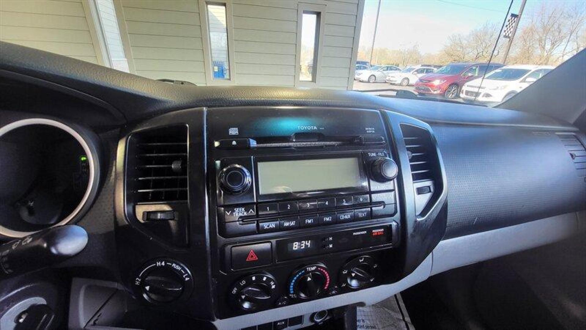 2012 Super White Toyota Tacoma (5TFPX4EN7CX) with an 2.7L I4 159hp 180ft. lbs. engine, Automatic transmission, located at 25355 Eames Street, Channahon, IL, 60410, (815) 467-1807, 41.429108, -88.228432 - Photo#23