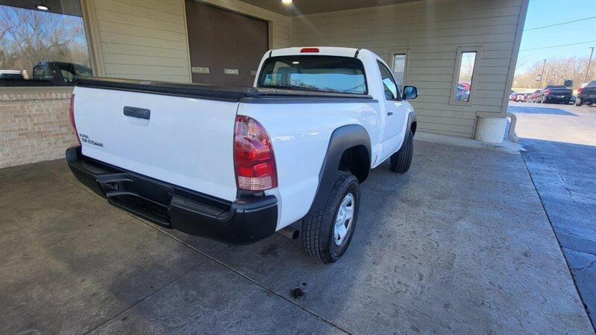 2012 Super White Toyota Tacoma (5TFPX4EN7CX) with an 2.7L I4 159hp 180ft. lbs. engine, Automatic transmission, located at 25355 Eames Street, Channahon, IL, 60410, (815) 467-1807, 41.429108, -88.228432 - Photo#4