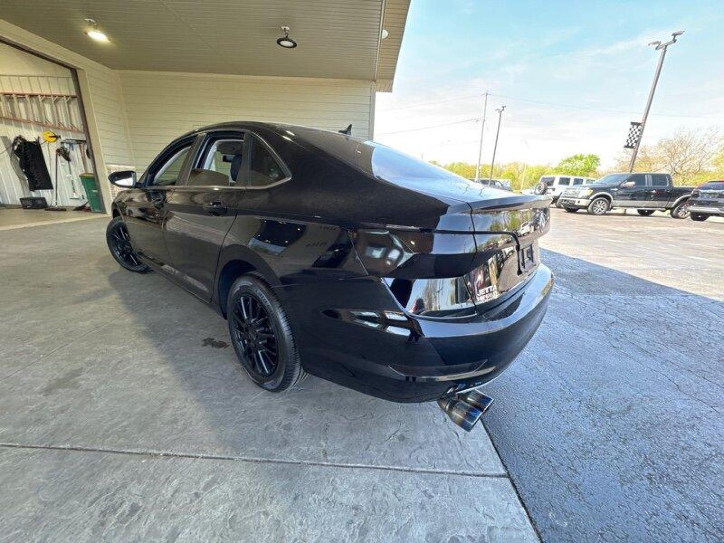 2021 Deep Black Pearl Volkswagen Jetta 1.4T S (3VWC57BUXMM) with an 1.4L Turbo I4 147hp 184ft. lbs. SULEV engine, Automatic transmission, located at 25355 Eames Street, Channahon, IL, 60410, (815) 467-1807, 41.429108, -88.228432 - Introducing the 2021 Volkswagen Jetta S, a sleek and stylish sedan that packs a punch with its powerful 1.4L Turbo I4 147hp 184ft. lbs. SULEV engine. This beauty has been gently driven, with less than 39,000 miles on the odometer, averaging less than 10,000 miles per year. But that's not all - the - Photo#5