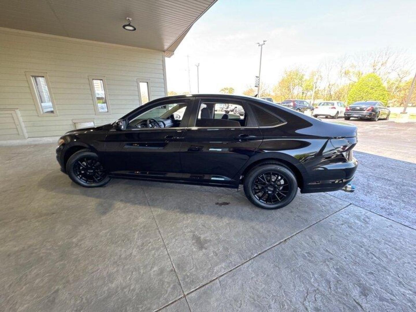 2021 Deep Black Pearl Volkswagen Jetta 1.4T S (3VWC57BUXMM) with an 1.4L Turbo I4 147hp 184ft. lbs. SULEV engine, Automatic transmission, located at 25355 Eames Street, Channahon, IL, 60410, (815) 467-1807, 41.429108, -88.228432 - Introducing the 2021 Volkswagen Jetta S, a sleek and stylish sedan that packs a punch with its powerful 1.4L Turbo I4 147hp 184ft. lbs. SULEV engine. This beauty has been gently driven, with less than 39,000 miles on the odometer, averaging less than 10,000 miles per year. But that's not all - the - Photo#6