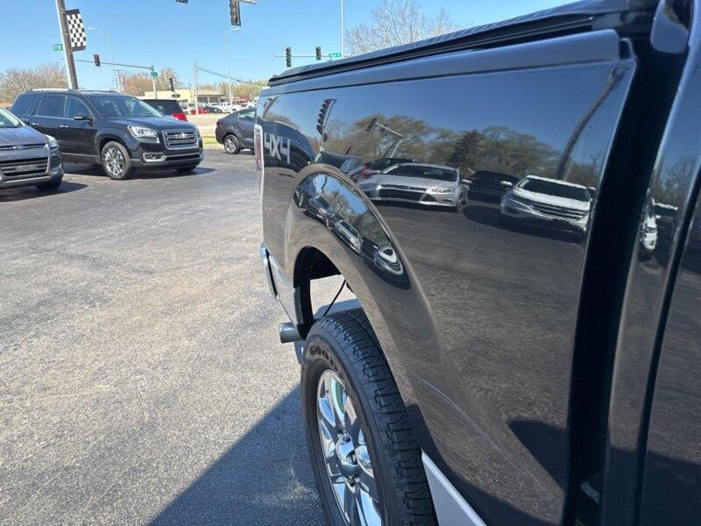 2013 Tuxedo Black Metallic Ford F-150 XLT (1FTFW1ET9DF) with an EcoBoost 3.5L Twin Turbo V6 365hp 420ft. lbs. engine, Automatic transmission, located at 25355 Eames Street, Channahon, IL, 60410, (815) 467-1807, 41.429108, -88.228432 - Looking for a powerful and reliable pickup truck that can handle all your heavy-duty needs? Look no further than the 2013 Ford F-150 XLT! This impressive truck is powered by a high-performance EcoBoost 3.5L Twin Turbo V6 engine, which delivers a whopping 365 horsepower and 420 ft-lbs. of torque. B - Photo#12