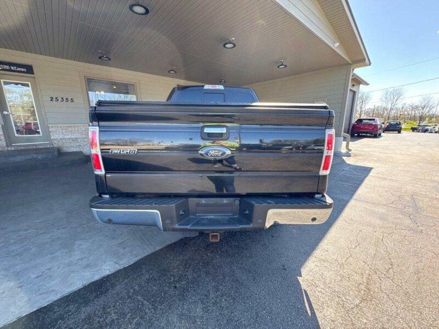 2013 Tuxedo Black Metallic Ford F-150 XLT (1FTFW1ET9DF) with an EcoBoost 3.5L Twin Turbo V6 365hp 420ft. lbs. engine, Automatic transmission, located at 25355 Eames Street, Channahon, IL, 60410, (815) 467-1807, 41.429108, -88.228432 - Looking for a powerful and reliable pickup truck that can handle all your heavy-duty needs? Look no further than the 2013 Ford F-150 XLT! This impressive truck is powered by a high-performance EcoBoost 3.5L Twin Turbo V6 engine, which delivers a whopping 365 horsepower and 420 ft-lbs. of torque. B - Photo#4