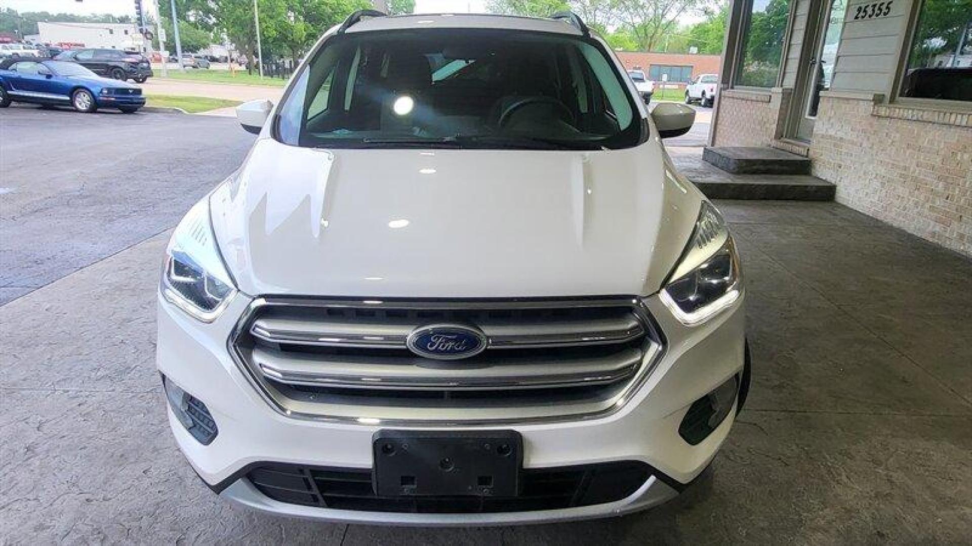 2017 Oxford White Ford Escape SE (1FMCU9G95HU) with an EcoBoost 2.0L Turbo I4 245hp 275ft. lbs. engine, Automatic transmission, located at 25355 Eames Street, Channahon, IL, 60410, (815) 467-1807, 41.429108, -88.228432 - Looking for a high-performing SUV that can handle anything life throws your way? Look no further than the 2017 Ford Escape SE! Powered by an impressive EcoBoost 2.0L Turbo I4 245hp 275ft. lbs. engine, this vehicle delivers a thrilling driving experience every time you hit the road. But that's not - Photo#8