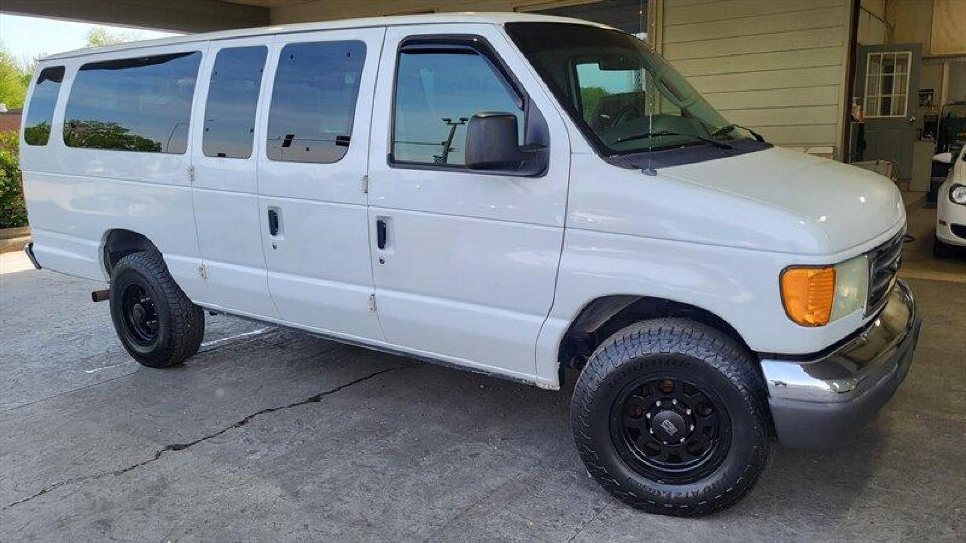 2006 Oxford White Clearcoat Ford XLT (1FBSS31L06D) with an Triton 5.4L V8 255hp 350ft. lbs. engine, Automatic transmission, located at 25355 Eames Street, Channahon, IL, 60410, (815) 467-1807, 41.429108, -88.228432 - ** PARTIALLY CONVERTED TO BE A VAN LIFE VEHICLE. **Looking for a reliable and spacious van that can carry all your cargo with ease? Look no further than the 2006 Ford E-350 SD XLT! This van is powered by a Triton 5.4L V8 engine that delivers 255 horsepower and 350 foot-pounds of torque, providing am - Photo#0