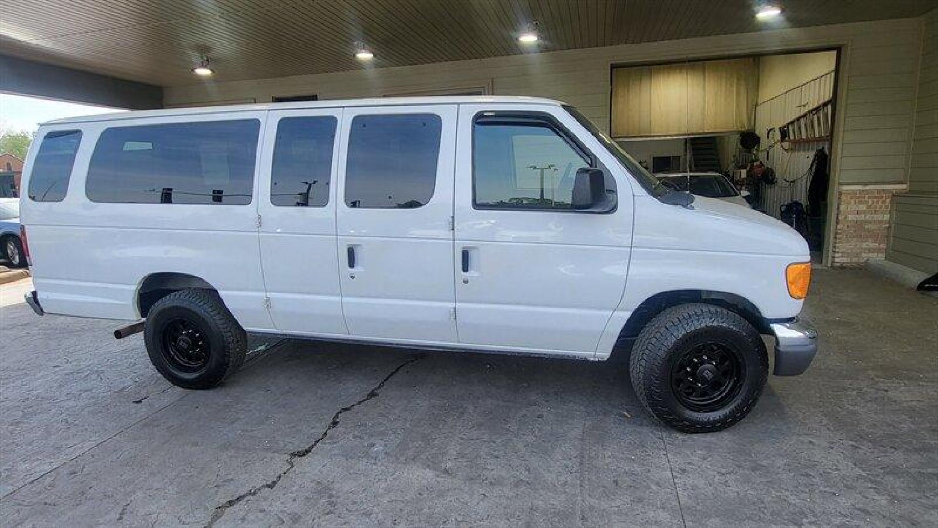 2006 Oxford White Clearcoat Ford XLT (1FBSS31L06D) with an Triton 5.4L V8 255hp 350ft. lbs. engine, Automatic transmission, located at 25355 Eames Street, Channahon, IL, 60410, (815) 467-1807, 41.429108, -88.228432 - ** PARTIALLY CONVERTED TO BE A VAN LIFE VEHICLE. **Looking for a reliable and spacious van that can carry all your cargo with ease? Look no further than the 2006 Ford E-350 SD XLT! This van is powered by a Triton 5.4L V8 engine that delivers 255 horsepower and 350 foot-pounds of torque, providing am - Photo#1