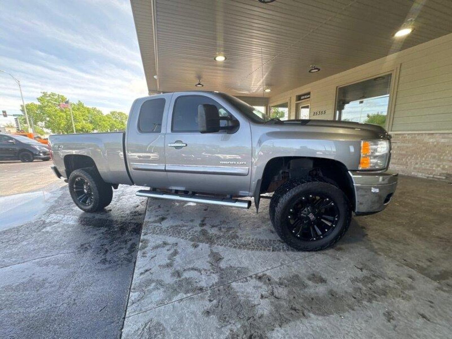 2013 Graystone Metallic Chevrolet Silverado 2500 LT (1GC2KXCG2DZ) with an 6.0L V8 360hp 380ft. lbs. engine, Automatic transmission, located at 25355 Eames Street, Channahon, IL, 60410, (815) 467-1807, 41.429108, -88.228432 - Photo#1