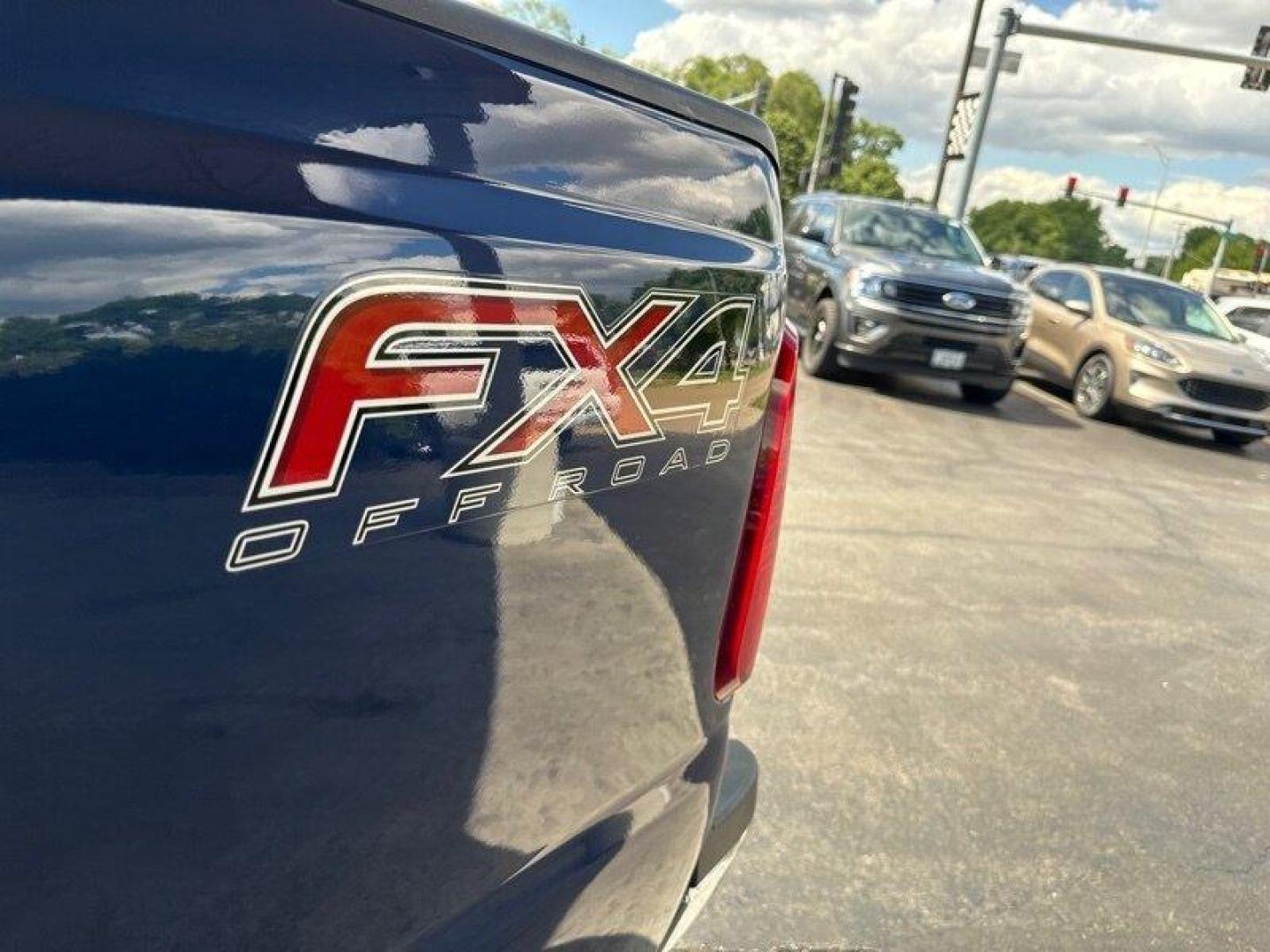 2012 Dark Blue Pearl Metallic Ford F-250 Lariat (1FT7W2BT9CE) with an Power Stroke 6.7L Biodiesel Turbo V8 400hp 800ft. engine, Automatic transmission, located at 25355 Eames Street, Channahon, IL, 60410, (815) 467-1807, 41.429108, -88.228432 - Photo#32