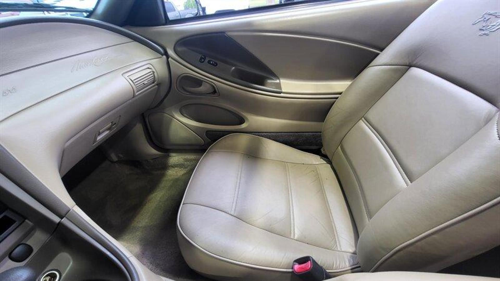 2001 Oxford White Clearcoat Ford Mustang V6 Premium (1FAFP44481F) with an 3L NA V6 overhead valves (OHV) 12V engine, Automatic transmission, located at 25355 Eames Street, Channahon, IL, 60410, (815) 467-1807, 41.429108, -88.228432 - Photo#25