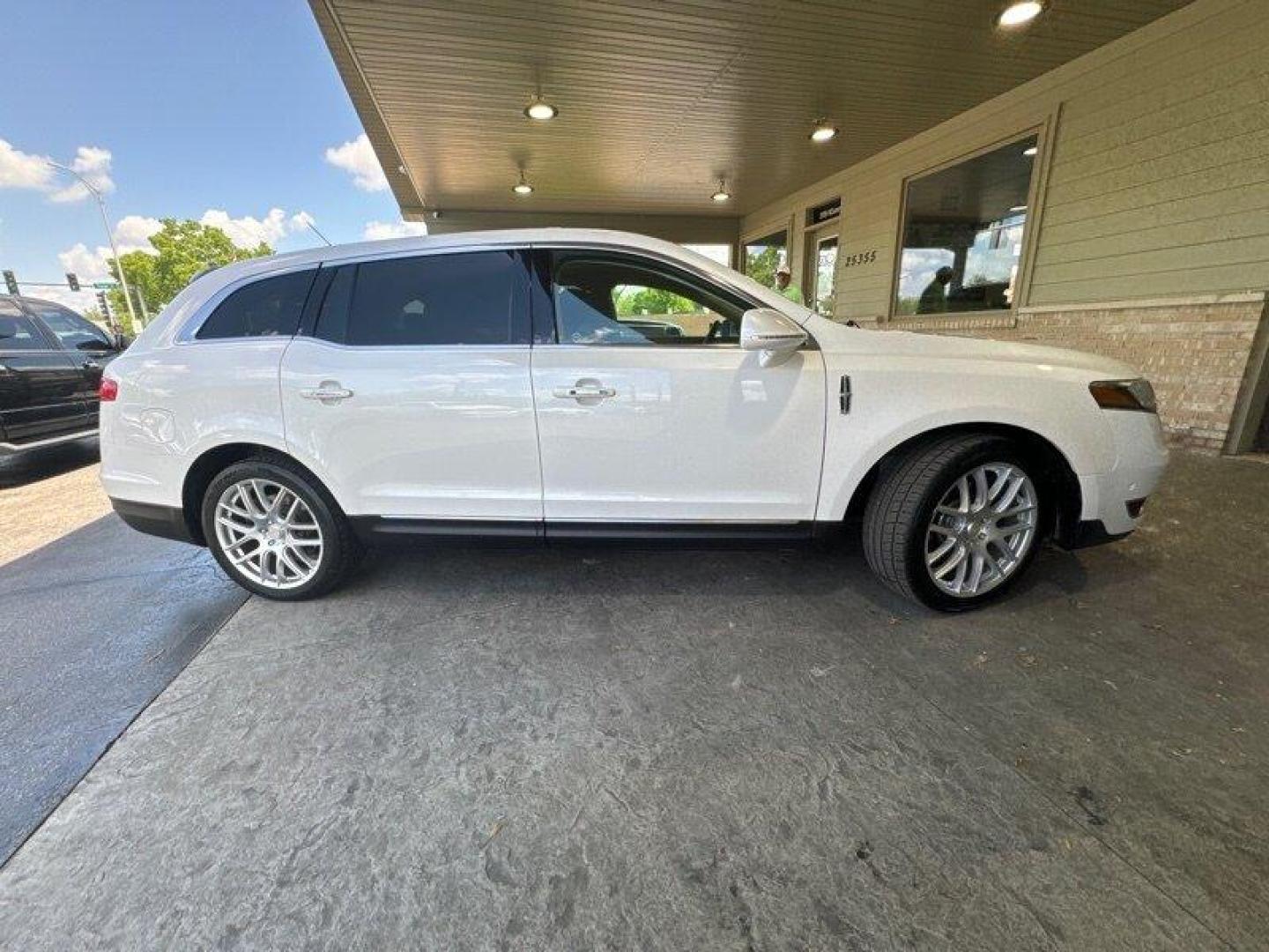 2014 Ingot Silver Metallic Lincoln MKT EcoBoost (2LMHJ5AT6EB) with an EcoBoost 3.5L Twin Turbo V6 365hp 350ft. lbs. engine, Automatic transmission, located at 25355 Eames Street, Channahon, IL, 60410, (815) 467-1807, 41.429108, -88.228432 - Looking for a luxurious and spacious SUV that's both powerful and efficient? Look no further than the 2014 Lincoln MKT Ecoboost! This sleek and stylish SUV is powered by a powerful EcoBoost 3.5L Twin Turbo V6 engine, capable of producing an impressive 365 horsepower and 350 foot-pounds of torque. - Photo#1