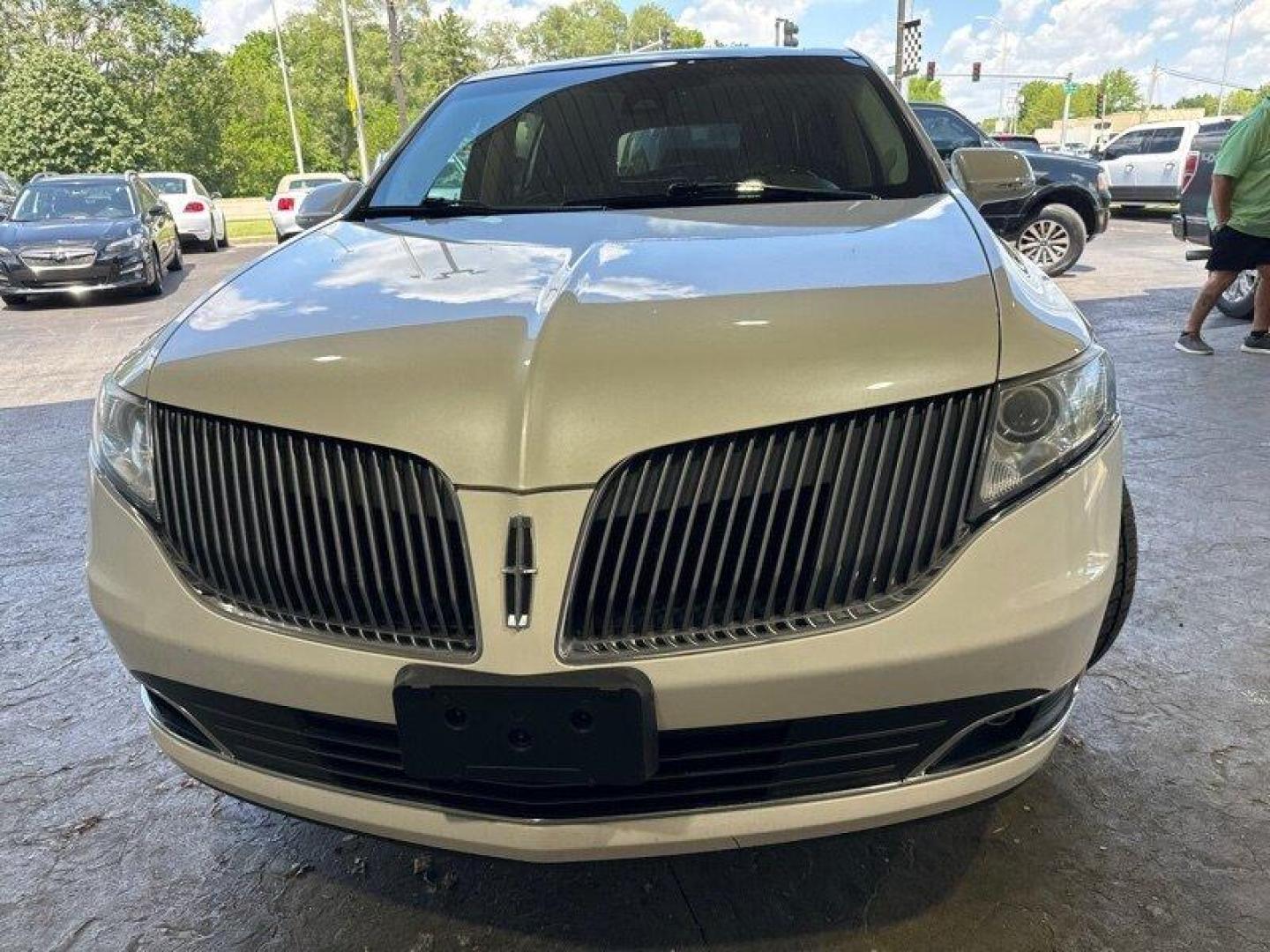 2014 Ingot Silver Metallic Lincoln MKT EcoBoost (2LMHJ5AT6EB) with an EcoBoost 3.5L Twin Turbo V6 365hp 350ft. lbs. engine, Automatic transmission, located at 25355 Eames Street, Channahon, IL, 60410, (815) 467-1807, 41.429108, -88.228432 - Looking for a luxurious and spacious SUV that's both powerful and efficient? Look no further than the 2014 Lincoln MKT Ecoboost! This sleek and stylish SUV is powered by a powerful EcoBoost 3.5L Twin Turbo V6 engine, capable of producing an impressive 365 horsepower and 350 foot-pounds of torque. - Photo#8