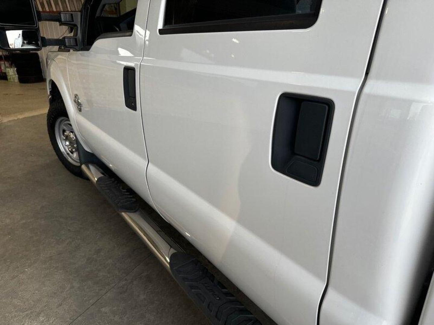 2015 Oxford White Ford F-350 XL (1FT8W3AT1FE) with an Power Stroke 6.7L Biodiesel Turbo V8 440hp 860ft. engine, Automatic transmission, located at 25355 Eames Street, Channahon, IL, 60410, (815) 467-1807, 41.429108, -88.228432 - Looking for a heavy-duty workhorse that can handle anything you throw at it? Look no further than the 2015 Ford F-350 Super Duty XL. With a Power Stroke 6.7L Biodiesel Turbo V8 engine that delivers 440 horsepower and 860 ft. of torque, this truck is built to handle even the toughest jobs. But power - Photo#9