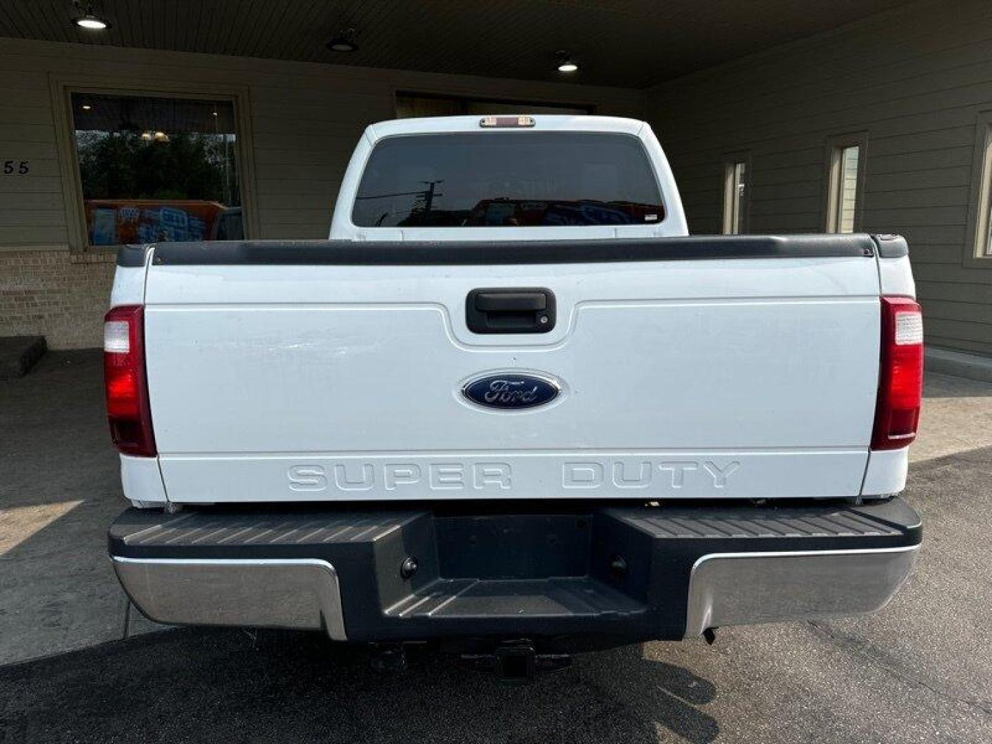 2015 Oxford White Ford F-350 XL (1FT8W3AT1FE) with an Power Stroke 6.7L Biodiesel Turbo V8 440hp 860ft. engine, Automatic transmission, located at 25355 Eames Street, Channahon, IL, 60410, (815) 467-1807, 41.429108, -88.228432 - Looking for a heavy-duty workhorse that can handle anything you throw at it? Look no further than the 2015 Ford F-350 Super Duty XL. With a Power Stroke 6.7L Biodiesel Turbo V8 engine that delivers 440 horsepower and 860 ft. of torque, this truck is built to handle even the toughest jobs. But power - Photo#4