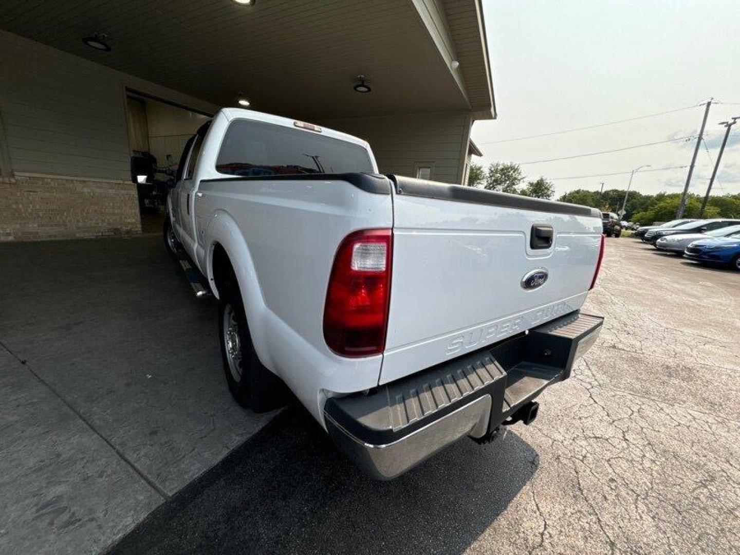 2015 Oxford White Ford F-350 XL (1FT8W3AT1FE) with an Power Stroke 6.7L Biodiesel Turbo V8 440hp 860ft. engine, Automatic transmission, located at 25355 Eames Street, Channahon, IL, 60410, (815) 467-1807, 41.429108, -88.228432 - Looking for a heavy-duty workhorse that can handle anything you throw at it? Look no further than the 2015 Ford F-350 Super Duty XL. With a Power Stroke 6.7L Biodiesel Turbo V8 engine that delivers 440 horsepower and 860 ft. of torque, this truck is built to handle even the toughest jobs. But power - Photo#5