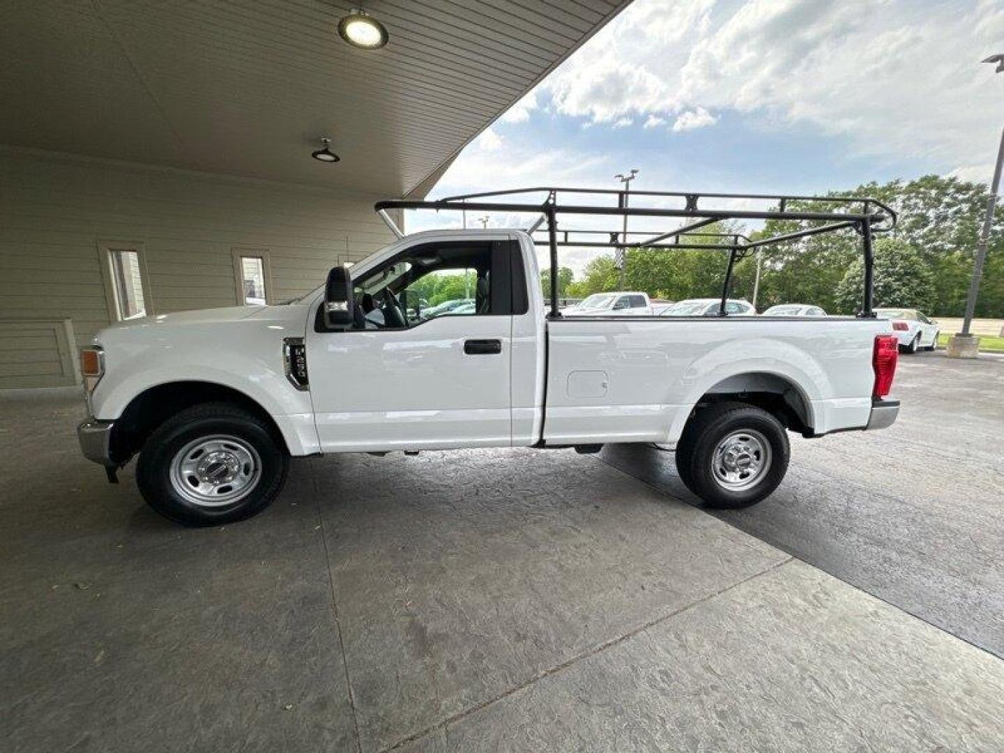 2022 Oxford White Ford F-250 XL (1FTBF2A63NE) with an 6.2L Flex Fuel V8 385hp 430ft. lbs. engine, Automatic transmission, located at 25355 Eames Street, Channahon, IL, 60410, (815) 467-1807, 41.429108, -88.228432 - Introducing the 2022 Ford F-250 Super Duty XL, a rugged and powerful pickup truck designed to tackle any job with ease. This impressive vehicle is powered by a 6.2L Flex Fuel V8 engine, delivering an impressive 385 horsepower and 430 ft. lbs. of torque. The factory default features of the 2022 For - Photo#5