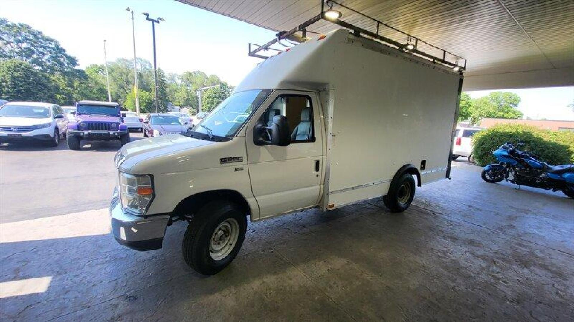 2011 White Ford Base Cutaway (1FDSE3FL4BD) with an Triton 5.4L Flex Fuel V8 255hp 350ft. lbs. engine, Automatic transmission, located at 25355 Eames Street, Channahon, IL, 60410, (815) 467-1807, 41.429108, -88.228432 - ** LOCAL TRADE IN, 12 FOOT BOX, 79 IN WIDE, 78 IN TALL, READY TO WORK FOR YOU. ** Looking for a reliable and spacious vehicle? Check out this 2011 Ford E-350 SD! This versatile van is powered by a Triton 5.4L Flex Fuel V8 engine that delivers 255 horsepower and 350ft. lbs. of torque. The engine runs - Photo#13