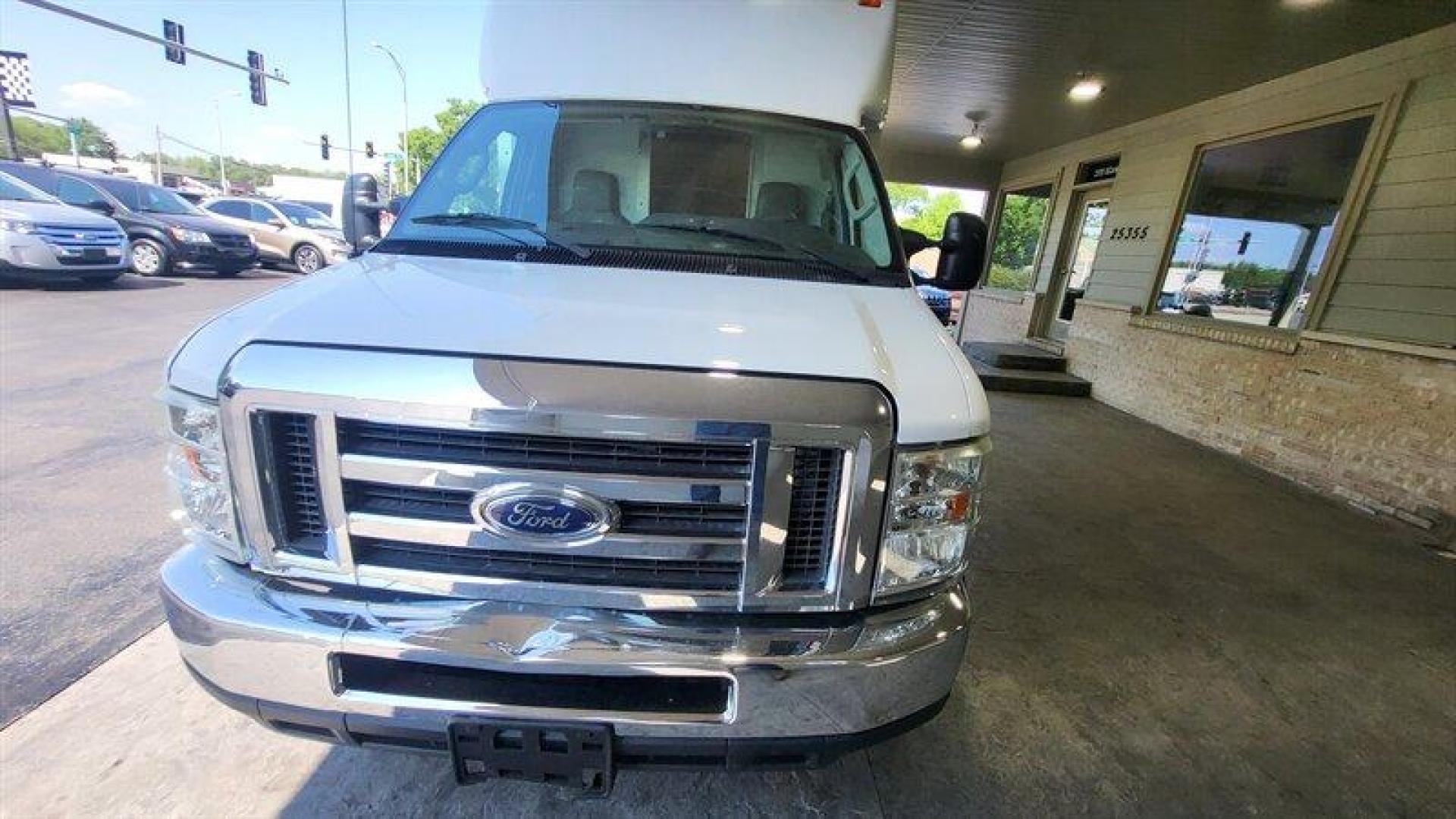 2011 White Ford Base Cutaway (1FDSE3FL4BD) with an Triton 5.4L Flex Fuel V8 255hp 350ft. lbs. engine, Automatic transmission, located at 25355 Eames Street, Channahon, IL, 60410, (815) 467-1807, 41.429108, -88.228432 - ** LOCAL TRADE IN, 12 FOOT BOX, 79 IN WIDE, 78 IN TALL, READY TO WORK FOR YOU. ** Looking for a reliable and spacious vehicle? Check out this 2011 Ford E-350 SD! This versatile van is powered by a Triton 5.4L Flex Fuel V8 engine that delivers 255 horsepower and 350ft. lbs. of torque. The engine runs - Photo#15