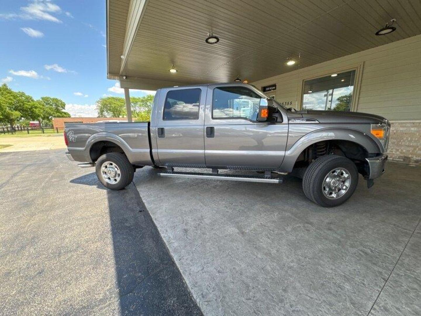 2014 Ingot Silver Metallic Ford F-250 XLT (1FT7W2B62EE) with an 6.2L Flex Fuel V8 385hp 405ft. lbs. engine, Automatic transmission, located at 25355 Eames Street, Channahon, IL, 60410, (815) 467-1807, 41.429108, -88.228432 - Photo#1