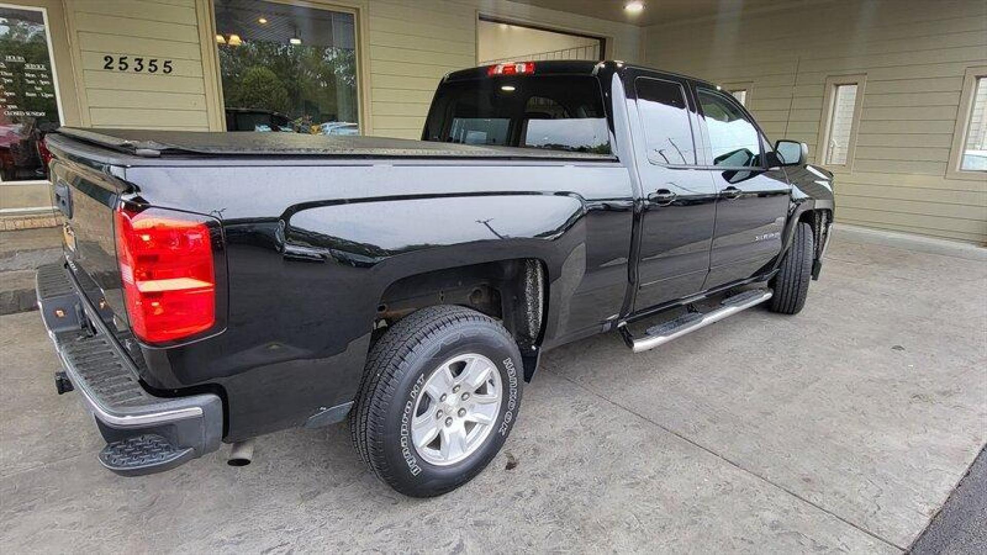 2018 Black Chevrolet Silverado 1500 LT LT1 (1GCRCREHXJZ) with an EcoTec3 4.3L Flex Fuel V6 285hp 305ft. lbs. engine, Automatic transmission, located at 25355 Eames Street, Channahon, IL, 60410, (815) 467-1807, 41.429108, -88.228432 - Introducing the 2018 Chevrolet Silverado 1500 LT - the perfect combination of power, performance, and style. Equipped with a robust EcoTec3 4.3L Flex Fuel V6 engine, this vehicle generates an impressive 285 horsepower and 305 ft-lbs of torque, making it one of the most capable trucks in its class. - Photo#4