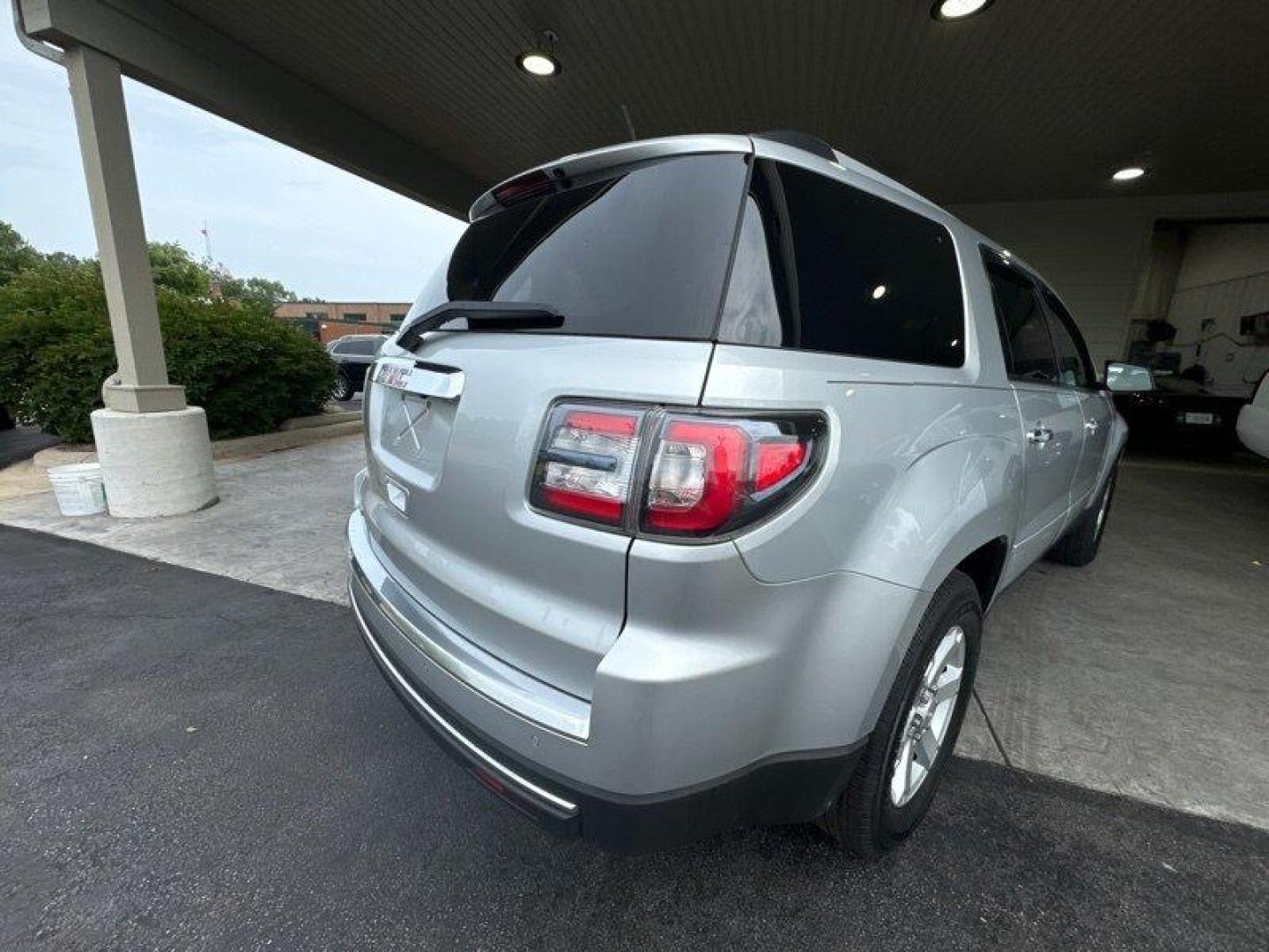 2015 Quicksilver Metallic GMC Acadia SLE-2 (1GKKRPKD9FJ) with an 3.6L V6 281hp 266ft. lbs. engine, Automatic transmission, located at 25355 Eames Street, Channahon, IL, 60410, (815) 467-1807, 41.429108, -88.228432 - Ladies and gentlemen, feast your eyes on the 2015 GMC Acadia SLE-2! This baby is powered by a 3.6L V6 engine that can pump out a whopping 281 horsepower and 266 ft. lbs. of torque. If you don't know what that means, just know that it's fast and powerful. Now, let's talk about the factory default f - Photo#3