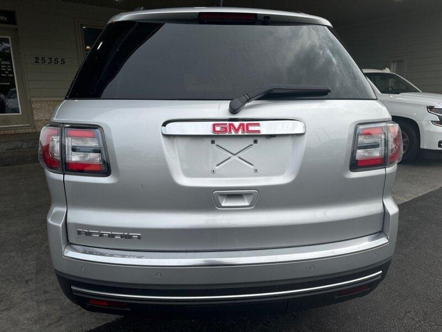 2015 Quicksilver Metallic GMC Acadia SLE-2 (1GKKRPKD9FJ) with an 3.6L V6 281hp 266ft. lbs. engine, Automatic transmission, located at 25355 Eames Street, Channahon, IL, 60410, (815) 467-1807, 41.429108, -88.228432 - Ladies and gentlemen, feast your eyes on the 2015 GMC Acadia SLE-2! This baby is powered by a 3.6L V6 engine that can pump out a whopping 281 horsepower and 266 ft. lbs. of torque. If you don't know what that means, just know that it's fast and powerful. Now, let's talk about the factory default f - Photo#4