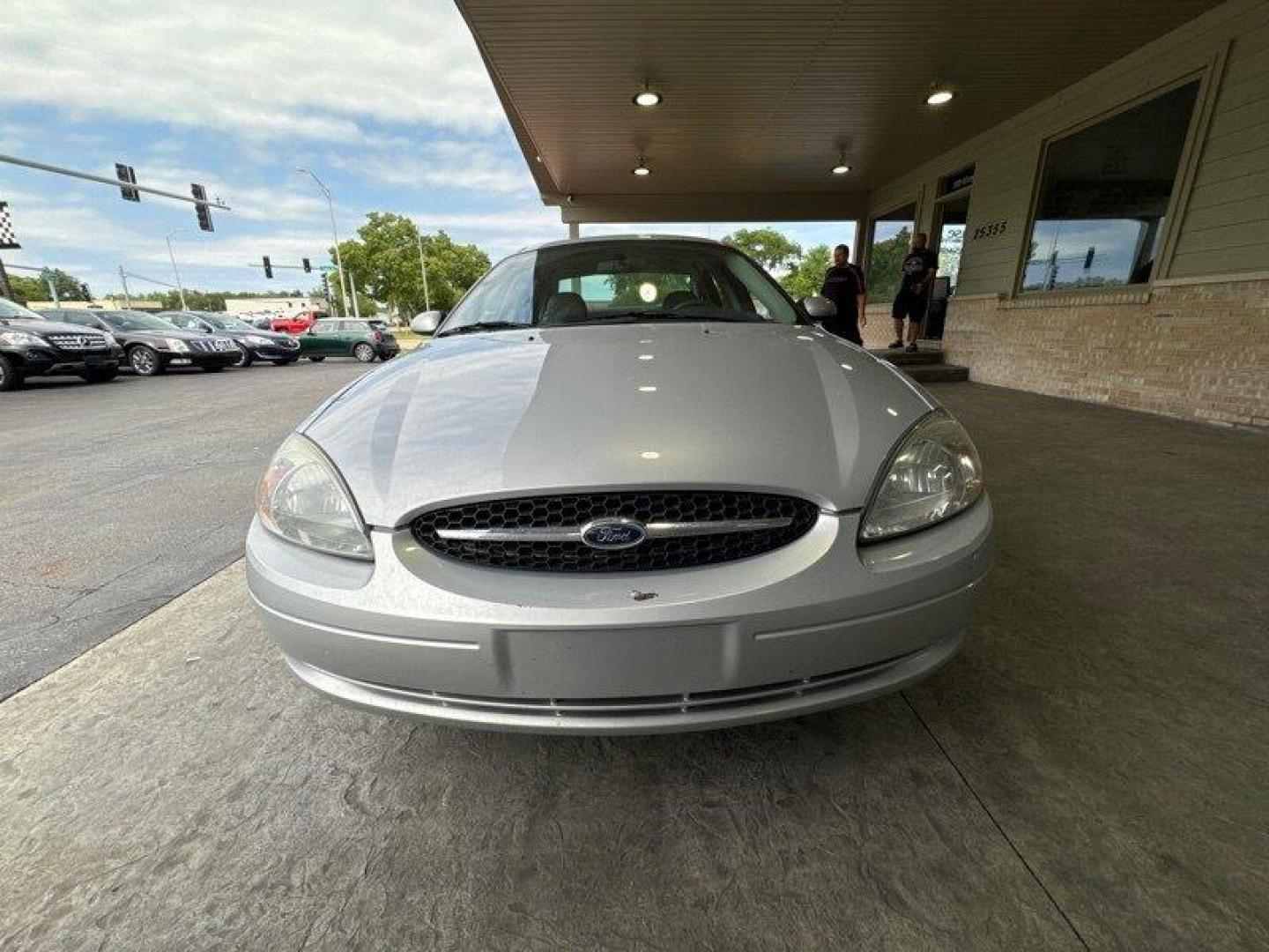 2003 Silver Frost Clearcoat Metallic Ford Taurus SES (1FAFP55U83A) with an 3.0L NA V6 overhead valves (OHV) 12V engine, Automatic transmission, located at 25355 Eames Street, Channahon, IL, 60410, (815) 467-1807, 41.429108, -88.228432 - Looking for a ride that's both stylish and practical? Look no further than this 2003 Ford Taurus SES! With its sleek design and powerful 3.0L NA V6 overhead valves (OHV) 12V engine, this baby is sure to turn heads. And with less than 59,000 miles on the odometer, you'll be cruising in style for year - Photo#8