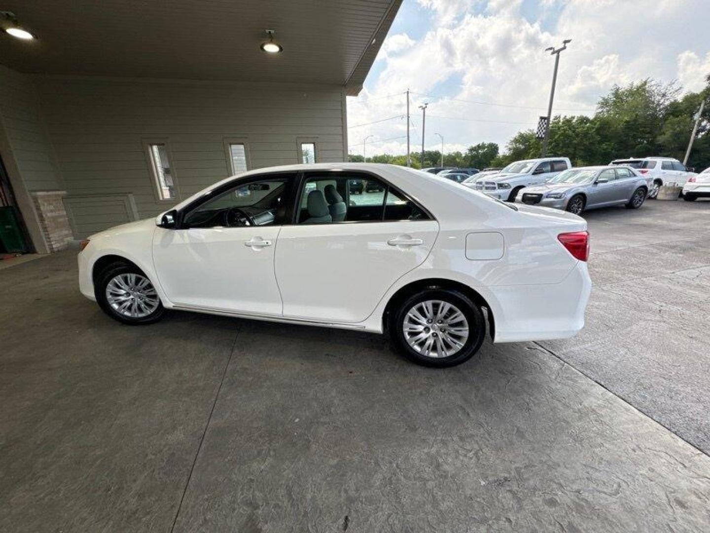 2013 Super White Toyota Camry LE (4T4BF1FK4DR) with an 2.5L I4 178hp 170ft. lbs. engine, Automatic transmission, located at 25355 Eames Street, Channahon, IL, 60410, (815) 467-1807, 41.429108, -88.228432 - Introducing the exquisite 2013 Toyota Camry LE, an engineering marvel that has set the benchmark for excellence in the automotive industry. With a powerful 2.5L I4 178hp 170ft. lbs. engine under the hood, this magnificent vehicle is guaranteed to provide you with an unparalleled driving experience. - Photo#6