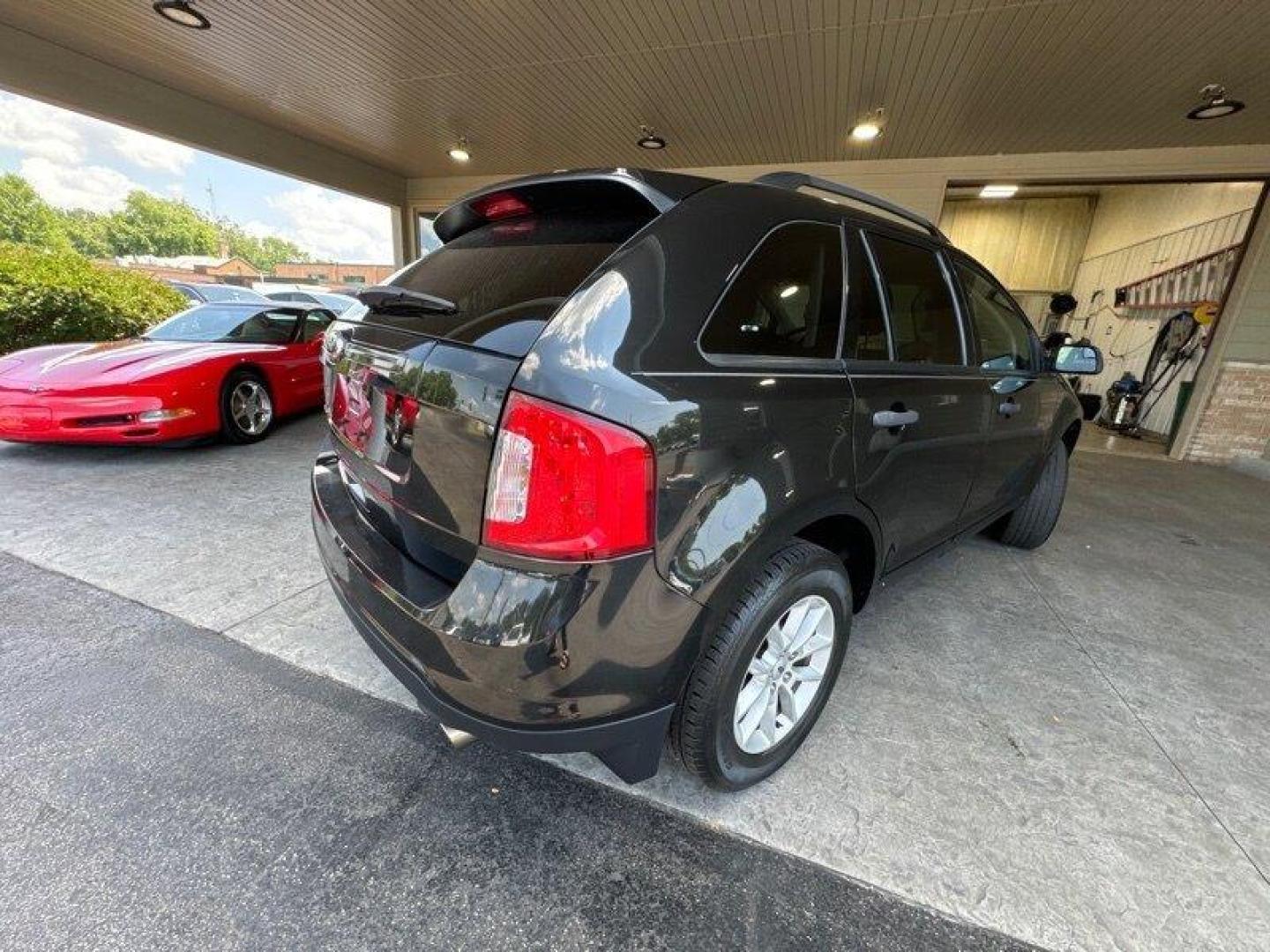 2013 Tuxedo Black Metallic Ford Edge SE (2FMDK3GC7DB) with an 3.5L V6 285hp 253ft. lbs. engine, Automatic transmission, located at 25355 Eames Street, Channahon, IL, 60410, (815) 467-1807, 41.429108, -88.228432 - Introducing the 2013 Ford Edge SE! This incredible SUV is powered by a 3.5L V6 engine, producing an impressive 285 horsepower and 253ft. lbs. of torque. With less than 97,000 miles on the odometer and averaging less than 9,000 miles per year, this vehicle is in fantastic condition and ready to take - Photo#4