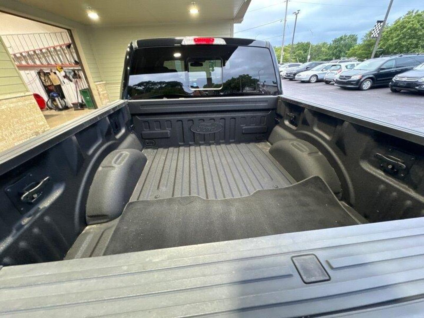 2016 Shadow Black Ford F-150 Platinum (1FTEW1EGXGF) with an EcoBoost 3.5L Twin Turbo V6 365hp 420ft. lbs. engine, Automatic transmission, located at 25355 Eames Street, Channahon, IL, 60410, (815) 467-1807, 41.429108, -88.228432 - Photo#35