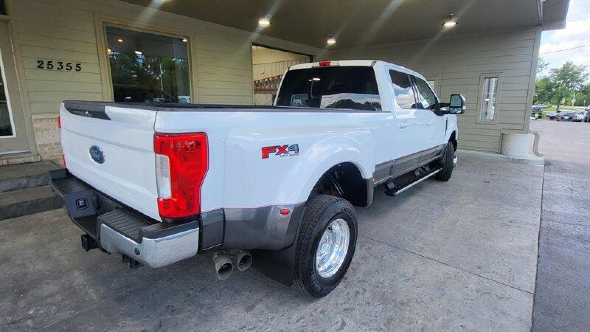 2017 White Platinum Metallic Tri-Coat Ford F-350 Lariat DRW (1FT8W3DT8HE) with an Power Stroke 6.7L Biodiesel Turbo V8 440hp 925ft. engine, Automatic transmission, located at 25355 Eames Street, Channahon, IL, 60410, (815) 467-1807, 41.429108, -88.228432 - Introducing the 2017 Ford F-350 Super Duty Lariat, a powerful and reliable pickup truck designed to handle any job. This particular model is equipped with a Power Stroke 6.7L Biodiesel Turbo V8 engine, delivering an impressive 440 horsepower and 925ft of torque. The exterior of this truck features - Photo#4