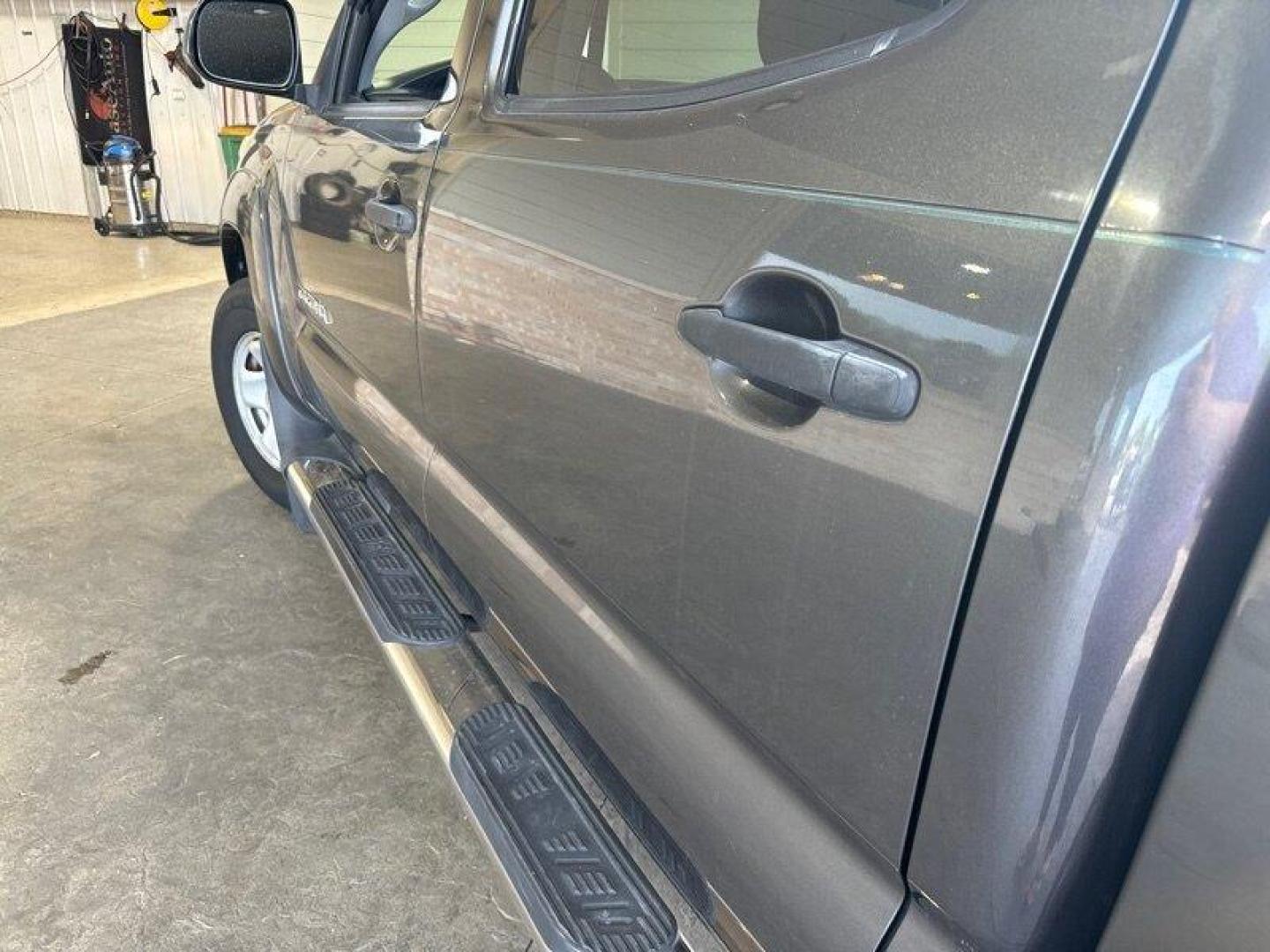 2012 Magnetic Gray Metallic Toyota Tacoma PreRunner V6 (3TMJU4GNXCM) with an 4.0L V6 236hp 266ft. lbs. engine, Automatic transmission, located at 25355 Eames Street, Channahon, IL, 60410, (815) 467-1807, 41.429108, -88.228432 - Photo#9