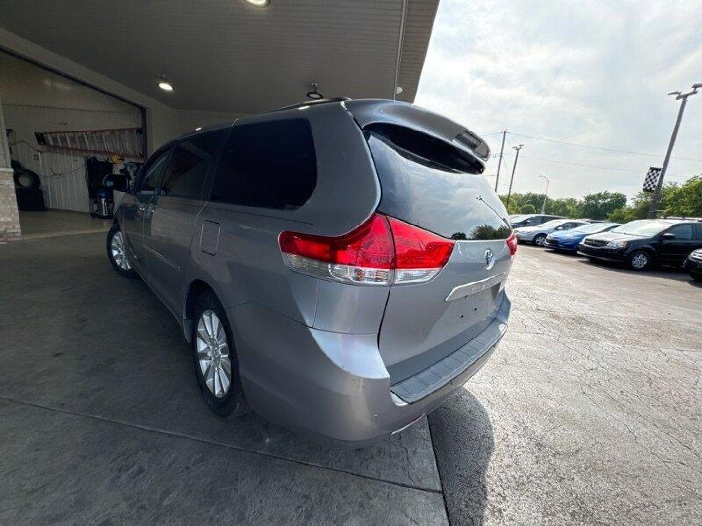 2012 Silver Sky Metallic Toyota Sienna XLE 8 Passenger (5TDYK3DC3CS) with an 3.5L V6 266hp 245ft. lbs. engine, Automatic transmission, located at 25355 Eames Street, Channahon, IL, 60410, (815) 467-1807, 41.429108, -88.228432 - Introducing the 2012 Toyota Sienna XLE 8-Passenger - a spacious and reliable minivan perfect for families or those who require ample cargo space. Powered by a 3.5L V6 engine that delivers an impressive 266 horsepower and 245 ft-lbs of torque, this vehicle provides a smooth and powerful driving exper - Photo#5