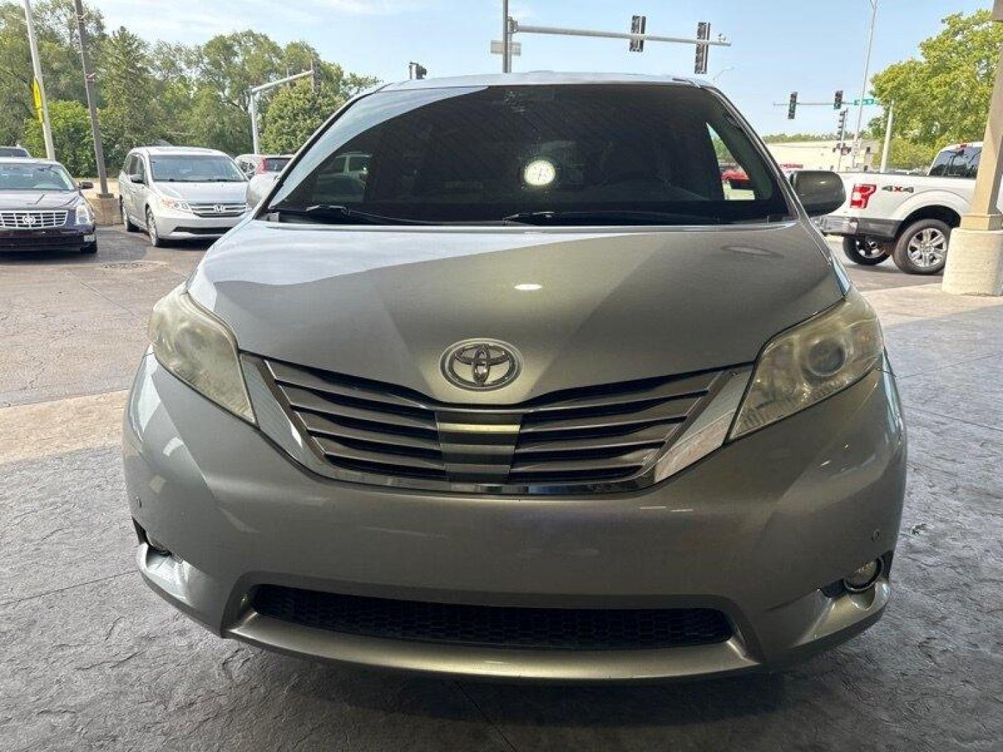 2012 Silver Sky Metallic Toyota Sienna XLE 8 Passenger (5TDYK3DC3CS) with an 3.5L V6 266hp 245ft. lbs. engine, Automatic transmission, located at 25355 Eames Street, Channahon, IL, 60410, (815) 467-1807, 41.429108, -88.228432 - Introducing the 2012 Toyota Sienna XLE 8-Passenger - a spacious and reliable minivan perfect for families or those who require ample cargo space. Powered by a 3.5L V6 engine that delivers an impressive 266 horsepower and 245 ft-lbs of torque, this vehicle provides a smooth and powerful driving exper - Photo#8