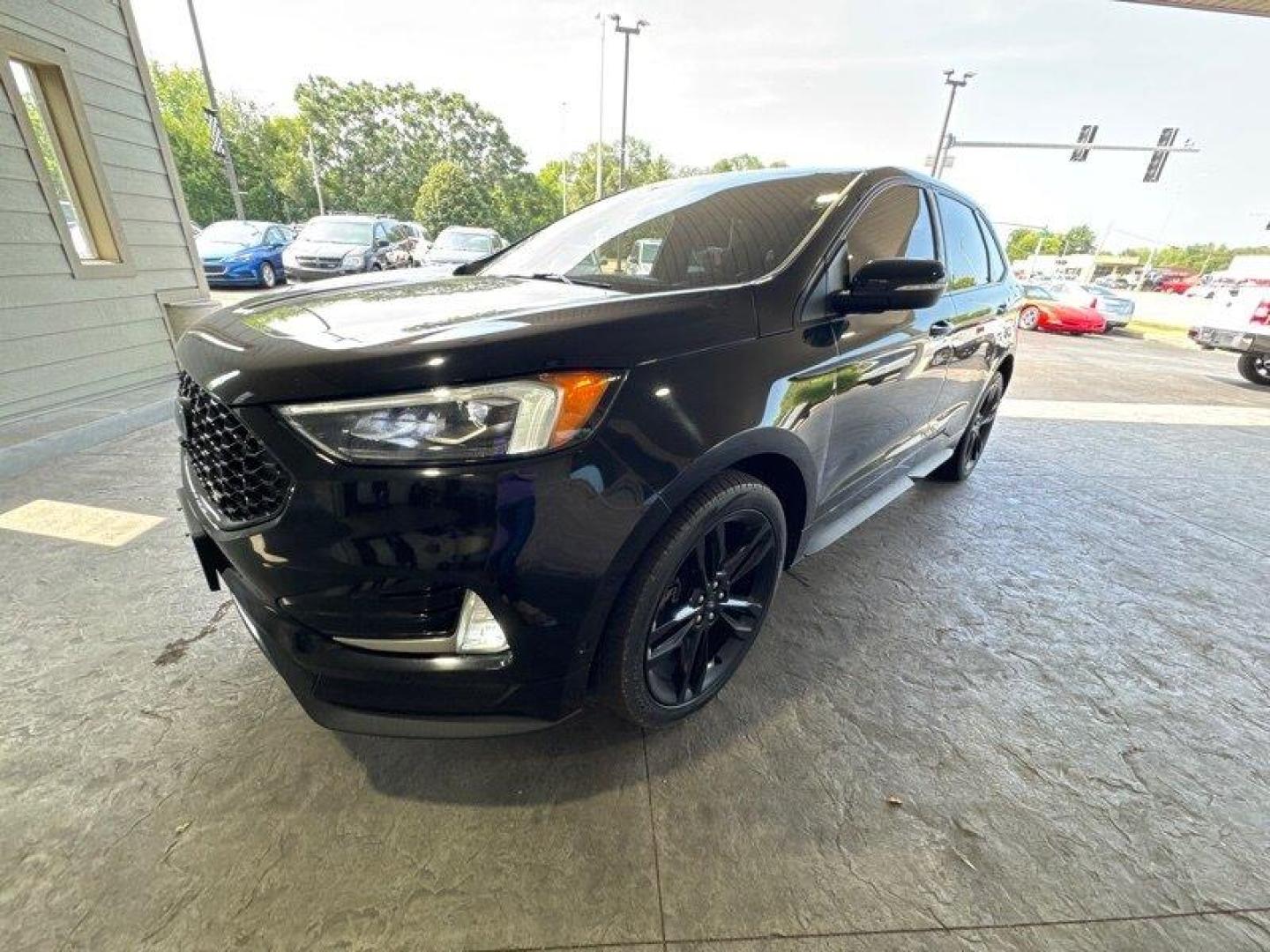 2019 Agate Black Ford Edge ST (2FMPK4AP2KB) with an EcoBoost 2.7L Twin Turbo V6 335hp 380ft. lbs. engine, Automatic transmission, located at 25355 Eames Street, Channahon, IL, 60410, (815) 467-1807, 41.429108, -88.228432 - Are you looking for a vehicle that packs a punch and turns heads on the road? Look no further than the 2019 Ford Edge ST. This powerful SUV is equipped with a cutting-edge EcoBoost 2.7L Twin Turbo V6 engine that delivers a whopping 335 horsepower and 380ft. lbs. of torque. But the power doesn't st - Photo#8