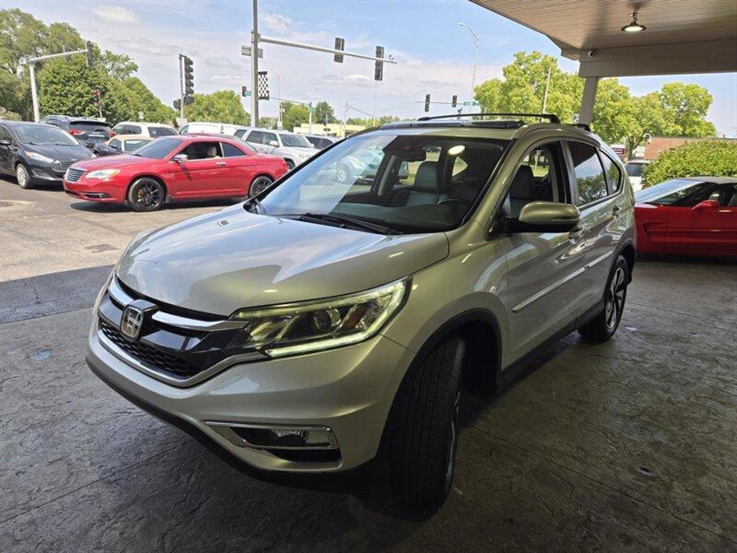 2015 Alabaster Silver Metallic Honda CR-V Touring (5J6RM3H98FL) with an 2.4L I4 185hp 181ft. lbs. engine, Automatic transmission, located at 25355 Eames Street, Channahon, IL, 60410, (815) 467-1807, 41.429108, -88.228432 - Oh honey, have we got a treat for you! Feast your eyes on the sleek and sexy 2015 Honda CR-V Touring in Alabaster Silver Metallic with a stunning Gray interior. This baby is powered by a fierce 2.4L I4 engine, giving you a whopping 185hp and 181ft. lbs. of torque. But wait, there's more! This bad - Photo#8