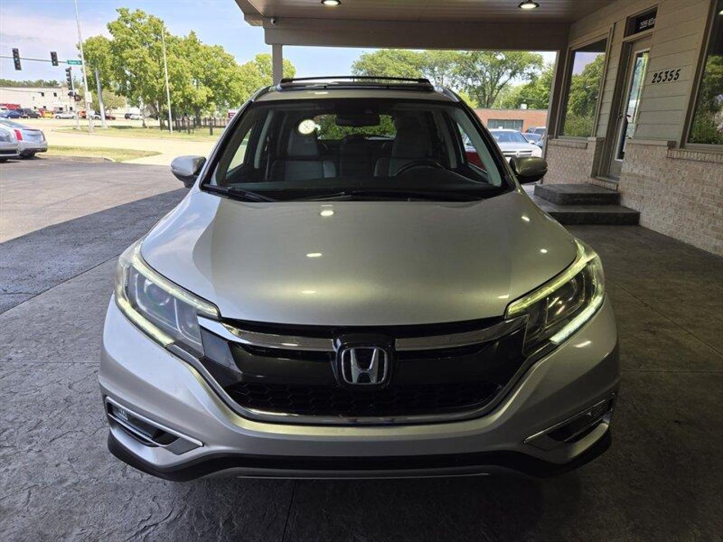 2015 Alabaster Silver Metallic Honda CR-V Touring (5J6RM3H98FL) with an 2.4L I4 185hp 181ft. lbs. engine, Automatic transmission, located at 25355 Eames Street, Channahon, IL, 60410, (815) 467-1807, 41.429108, -88.228432 - Oh honey, have we got a treat for you! Feast your eyes on the sleek and sexy 2015 Honda CR-V Touring in Alabaster Silver Metallic with a stunning Gray interior. This baby is powered by a fierce 2.4L I4 engine, giving you a whopping 185hp and 181ft. lbs. of torque. But wait, there's more! This bad - Photo#9