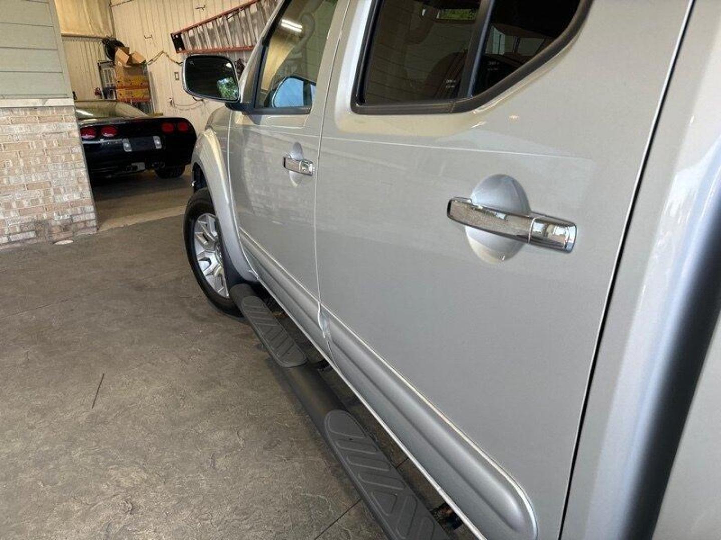 2012 Brilliant Silver Nissan Frontier SL (1N6AD0EV2CC) with an 4.0L V6 261hp 281ft. lbs. engine, Automatic transmission, located at 25355 Eames Street, Channahon, IL, 60410, (815) 467-1807, 41.429108, -88.228432 - Introducing the 2012 Nissan Frontier SL, a powerful and reliable pickup truck that's perfect for both work and play. This beauty is powered by a 4.0L V6 engine that delivers a whopping 261hp and 281ft. lbs. of torque, giving you all the power you need to tackle any job. One of the best things about - Photo#10