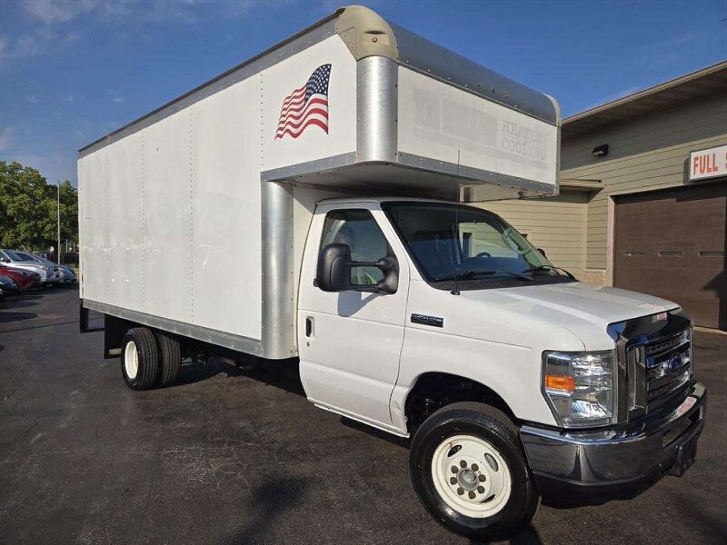 2017 White Ford E-Series Van (1FDXE4FS7HD) with an 6.8 engine, Automatic transmission, located at 25355 Eames Street, Channahon, IL, 60410, (815) 467-1807, 41.429108, -88.228432 - Photo#0