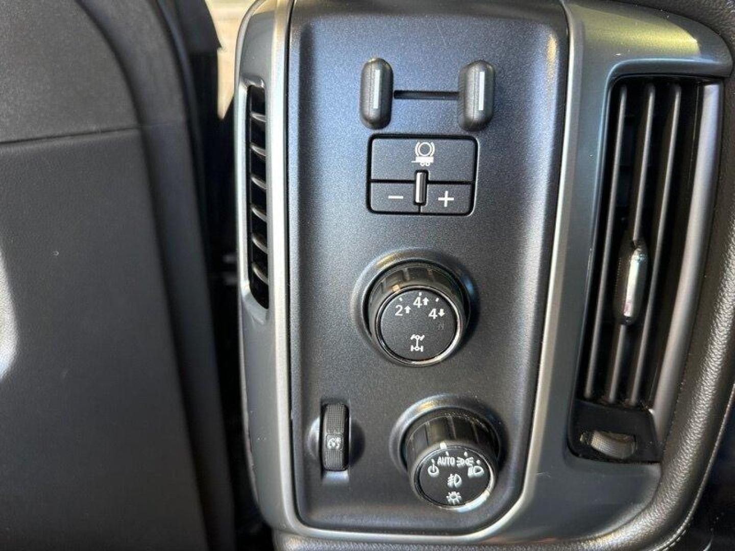 2015 Black Chevrolet Silverado 2500 LTZ (1GC1KWEG5FF) with an Vortec 6.0L Flex Fuel V8 360hp 380ft. lbs. engine, Automatic transmission, located at 25355 Eames Street, Channahon, IL, 60410, (815) 467-1807, 41.429108, -88.228432 - Photo#29