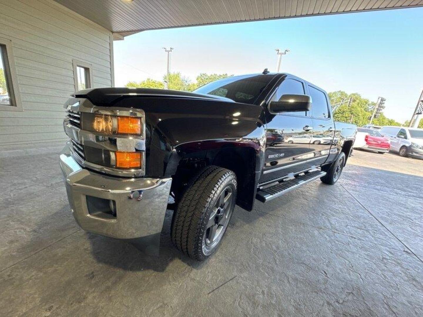 2015 Black Chevrolet Silverado 2500 LTZ (1GC1KWEG5FF) with an Vortec 6.0L Flex Fuel V8 360hp 380ft. lbs. engine, Automatic transmission, located at 25355 Eames Street, Channahon, IL, 60410, (815) 467-1807, 41.429108, -88.228432 - Photo#7