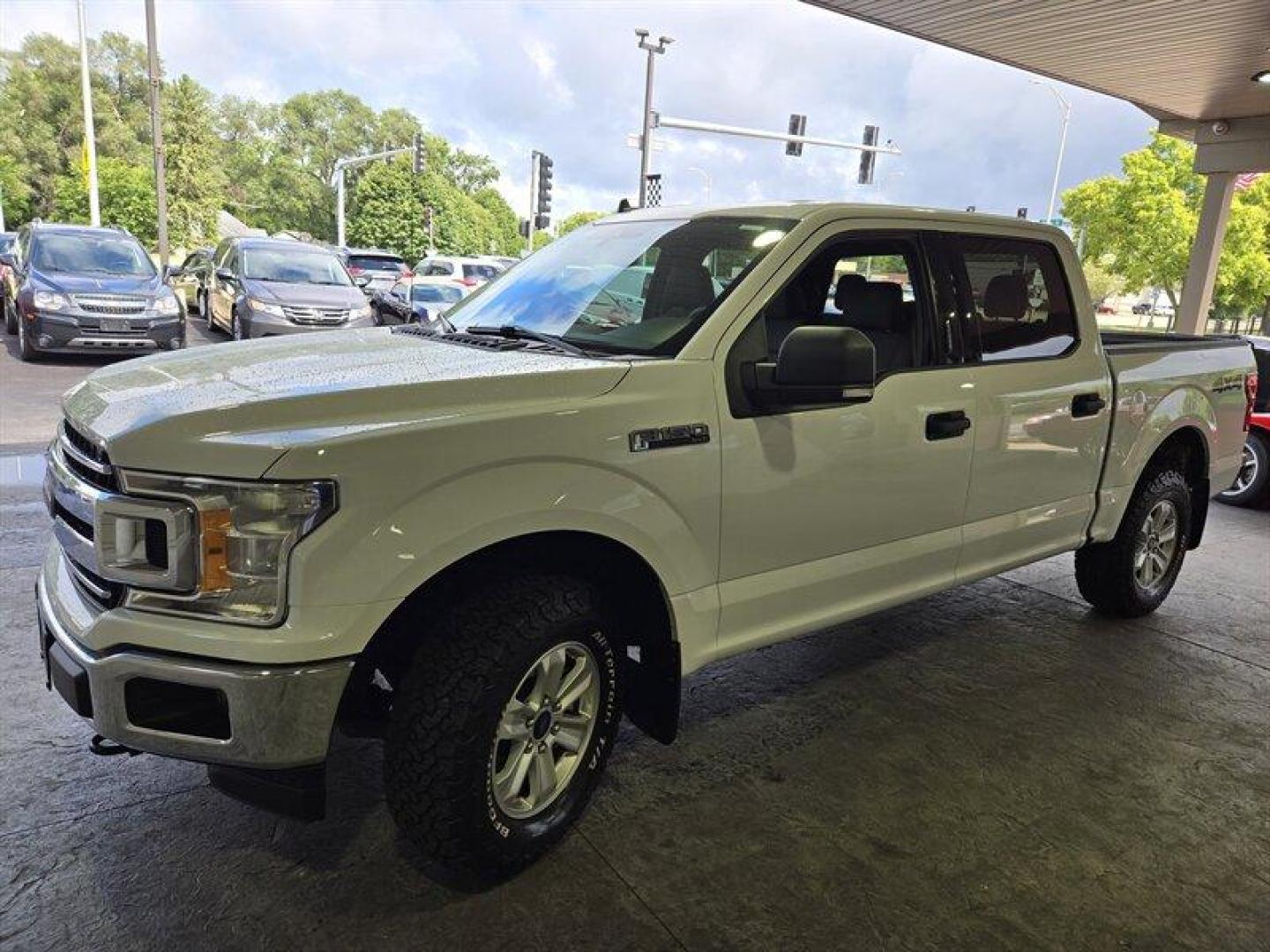 2019 Oxford White Ford F-150 XLT (1FTEW1E4XKF) with an EcoBoost 3.5L Twin Turbo V6 375hp 470ft. lbs. engine, Automatic transmission, located at 25355 Eames Street, Channahon, IL, 60410, (815) 467-1807, 41.429108, -88.228432 - Introducing the 2019 Ford F-150 XLT, a powerful and versatile pickup truck that is sure to impress. Under the hood, this truck is powered by an impressive EcoBoost 3.5L Twin Turbo V6 engine that delivers 375 horsepower and 470 ft. lbs. of torque, providing ample power for all your hauling and towing - Photo#10